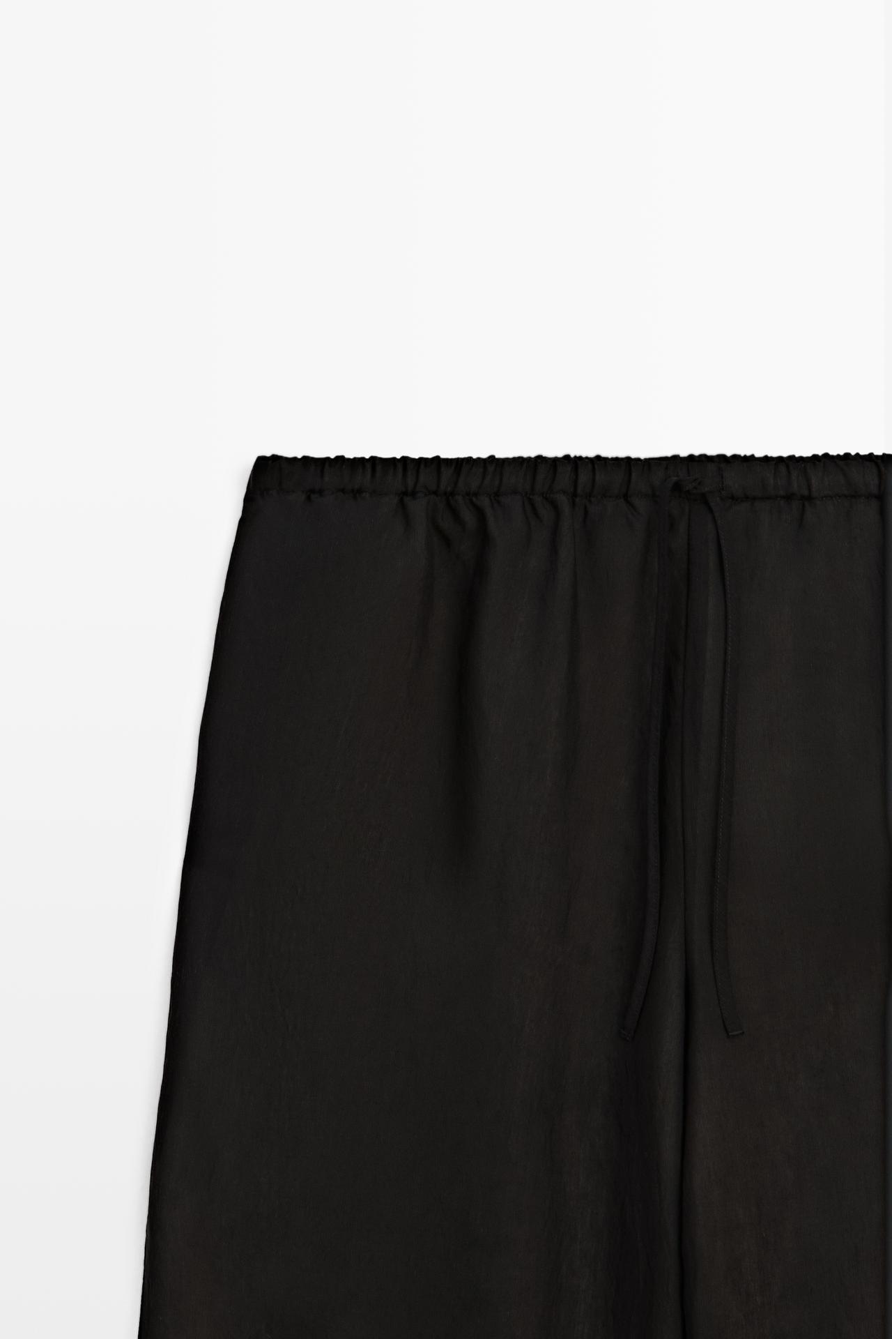 Flowing wide-leg co-ord pants — BLACK
