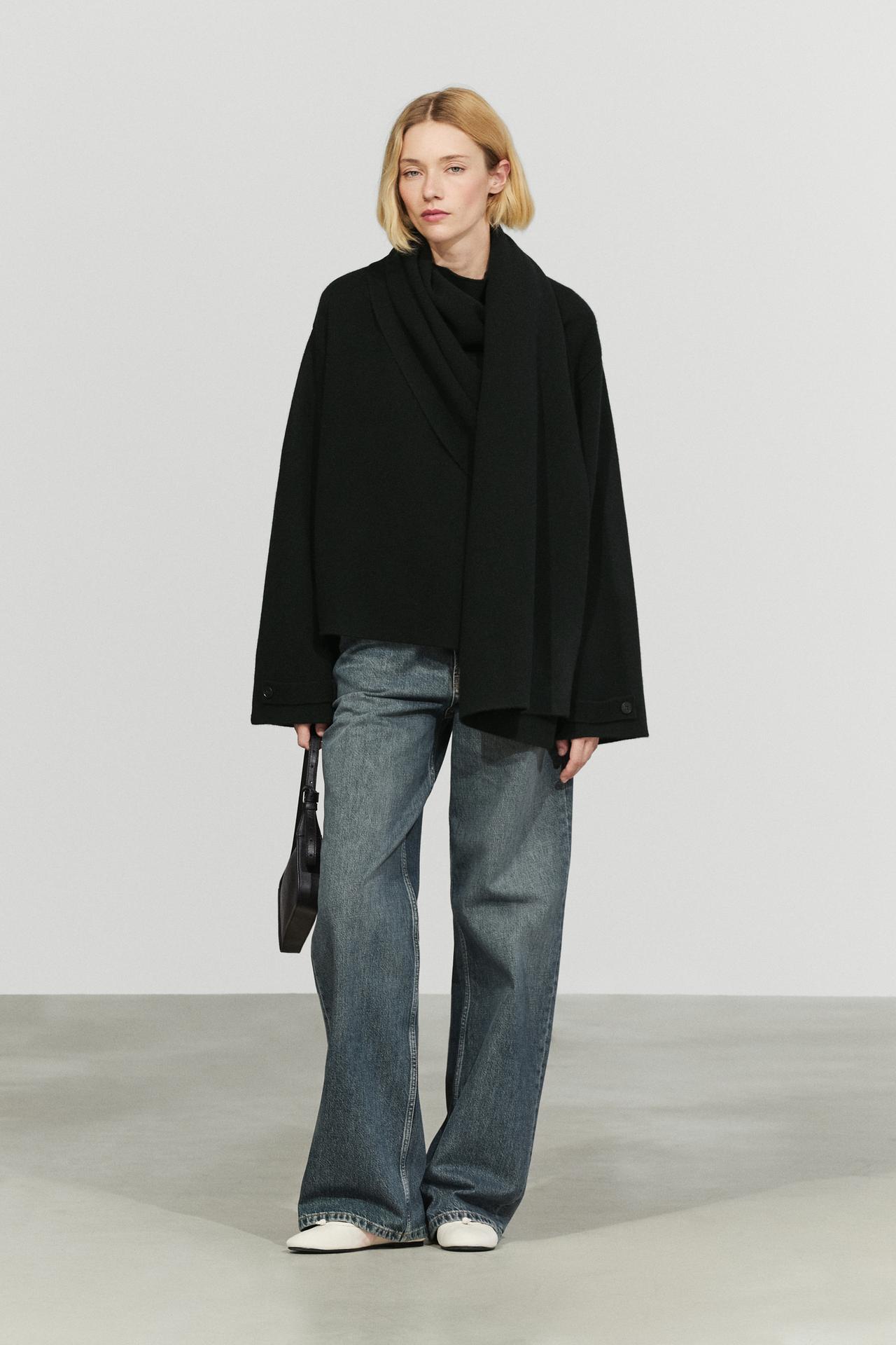 100% Cashmere Knit Cape — BLACK
