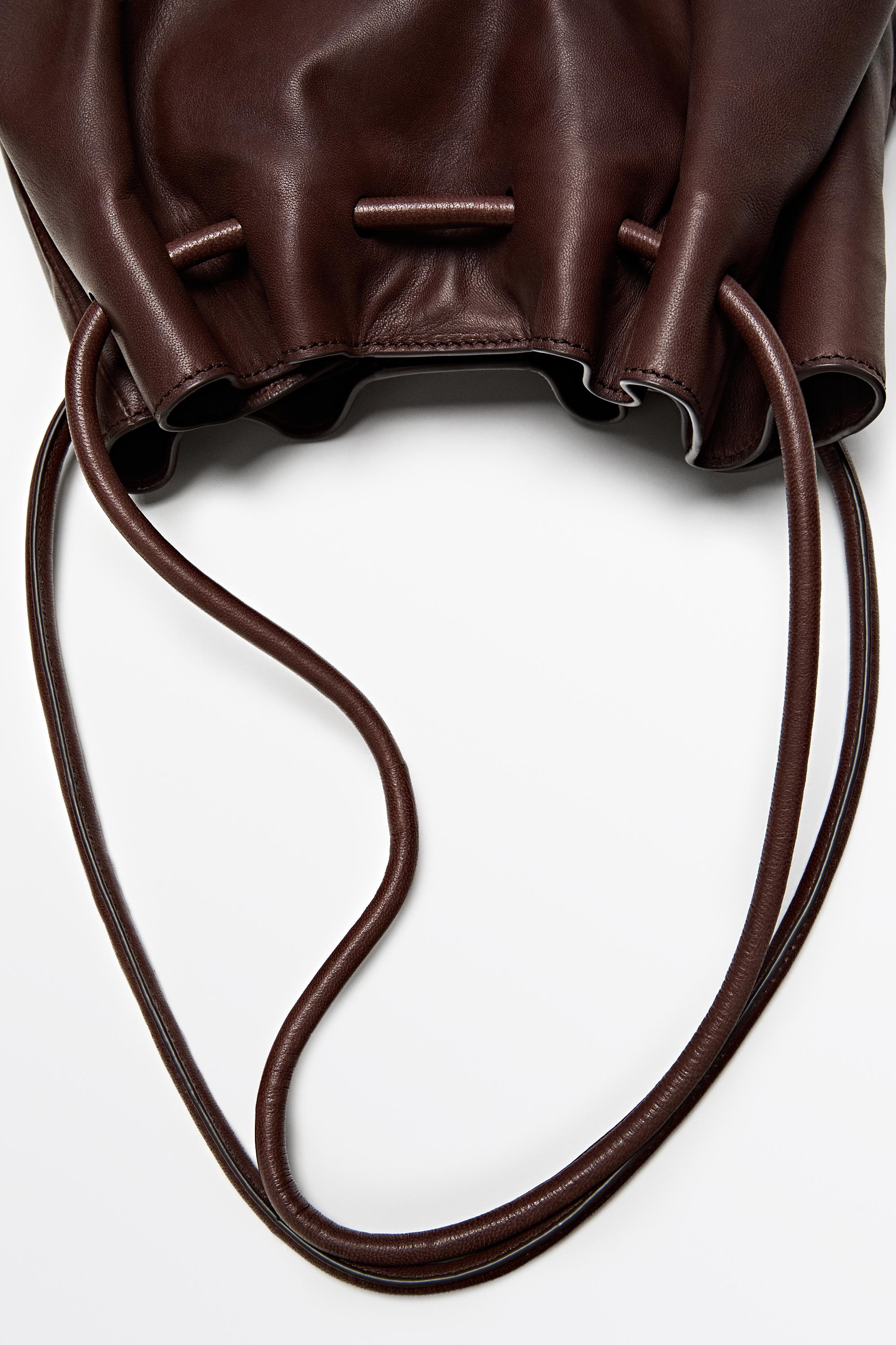 Nappa leather ruffled bag — BROWN
