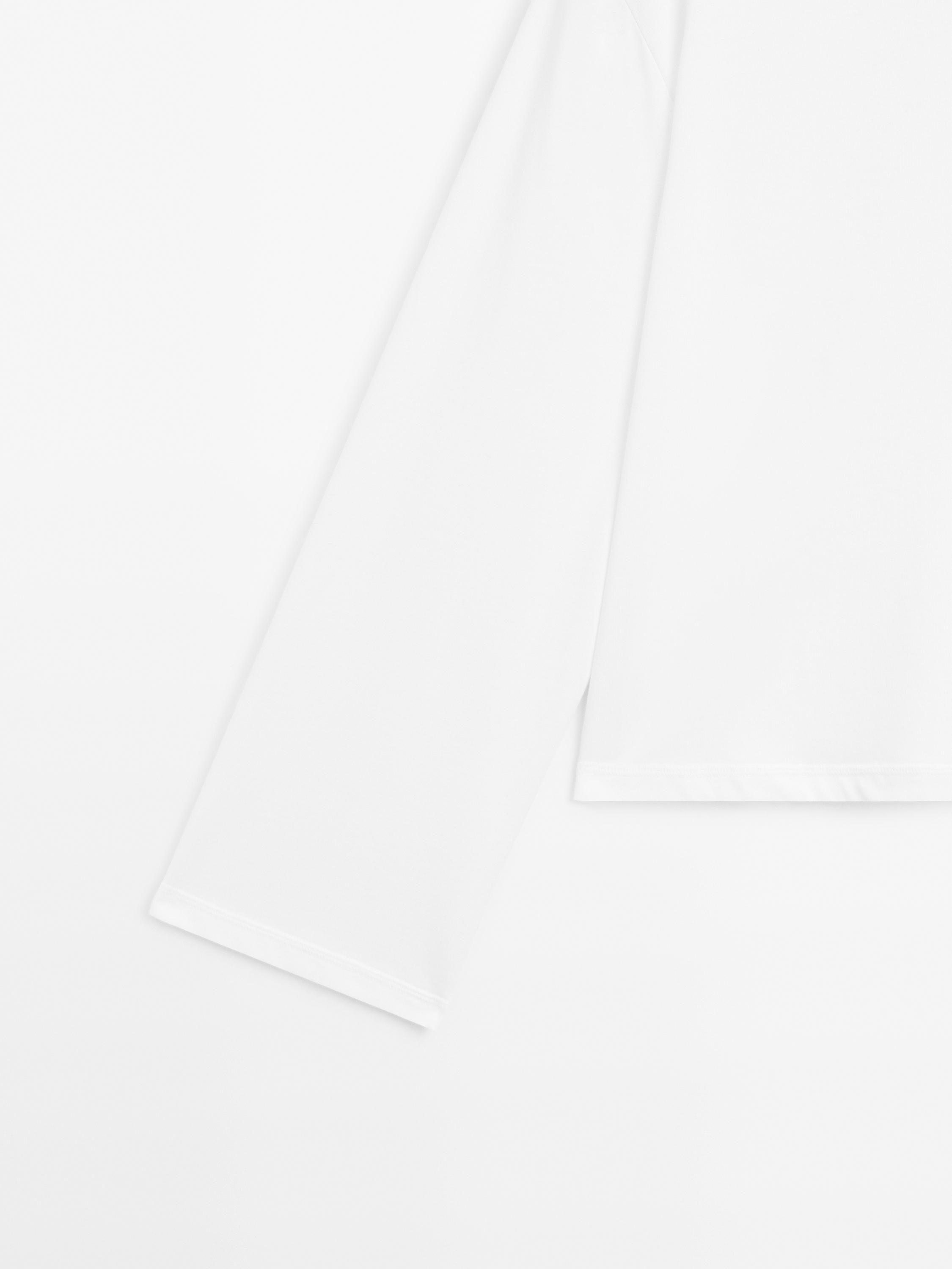 Oversize T-shirt with pocket details