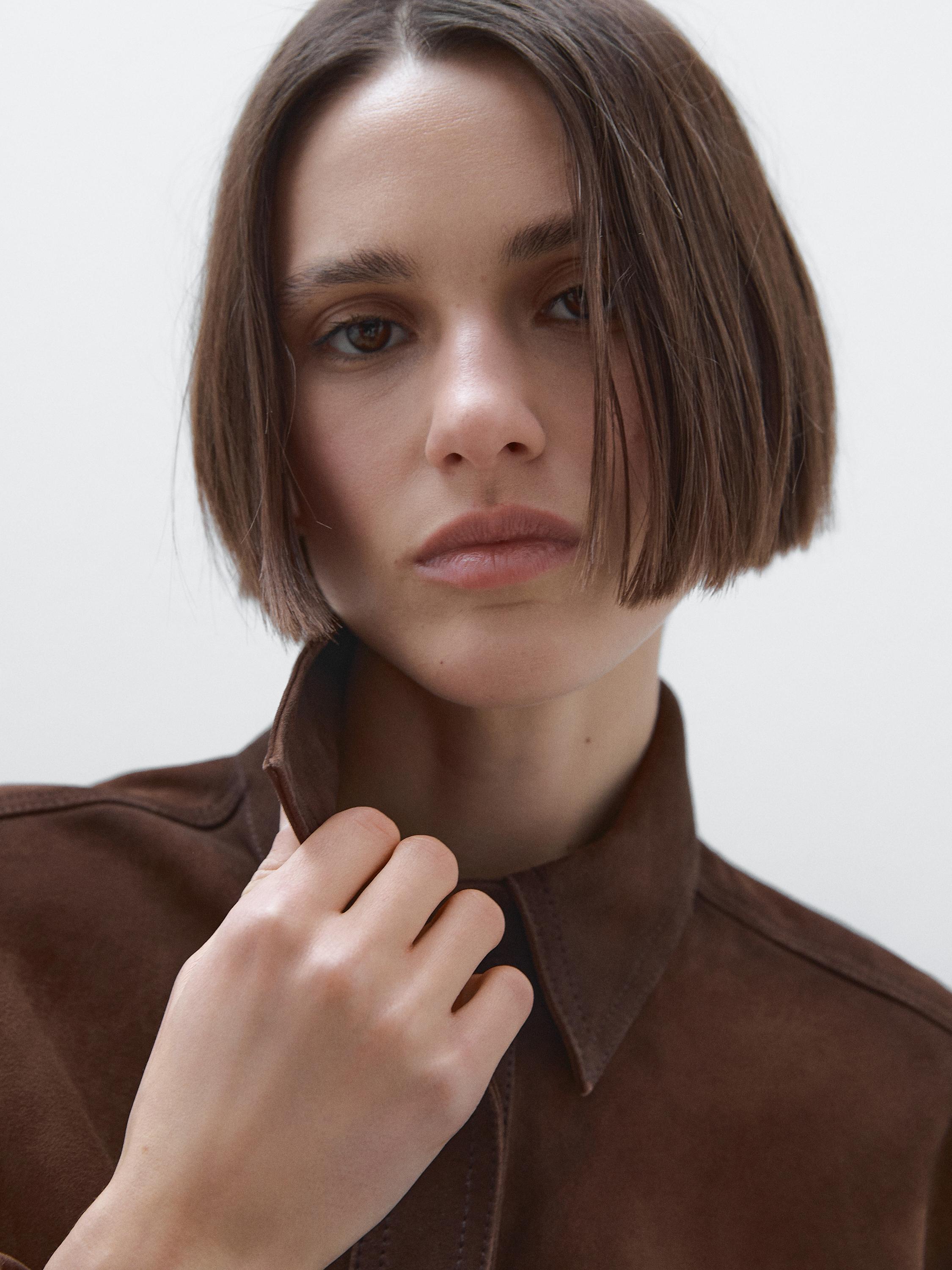 Cropped suede leather shirt