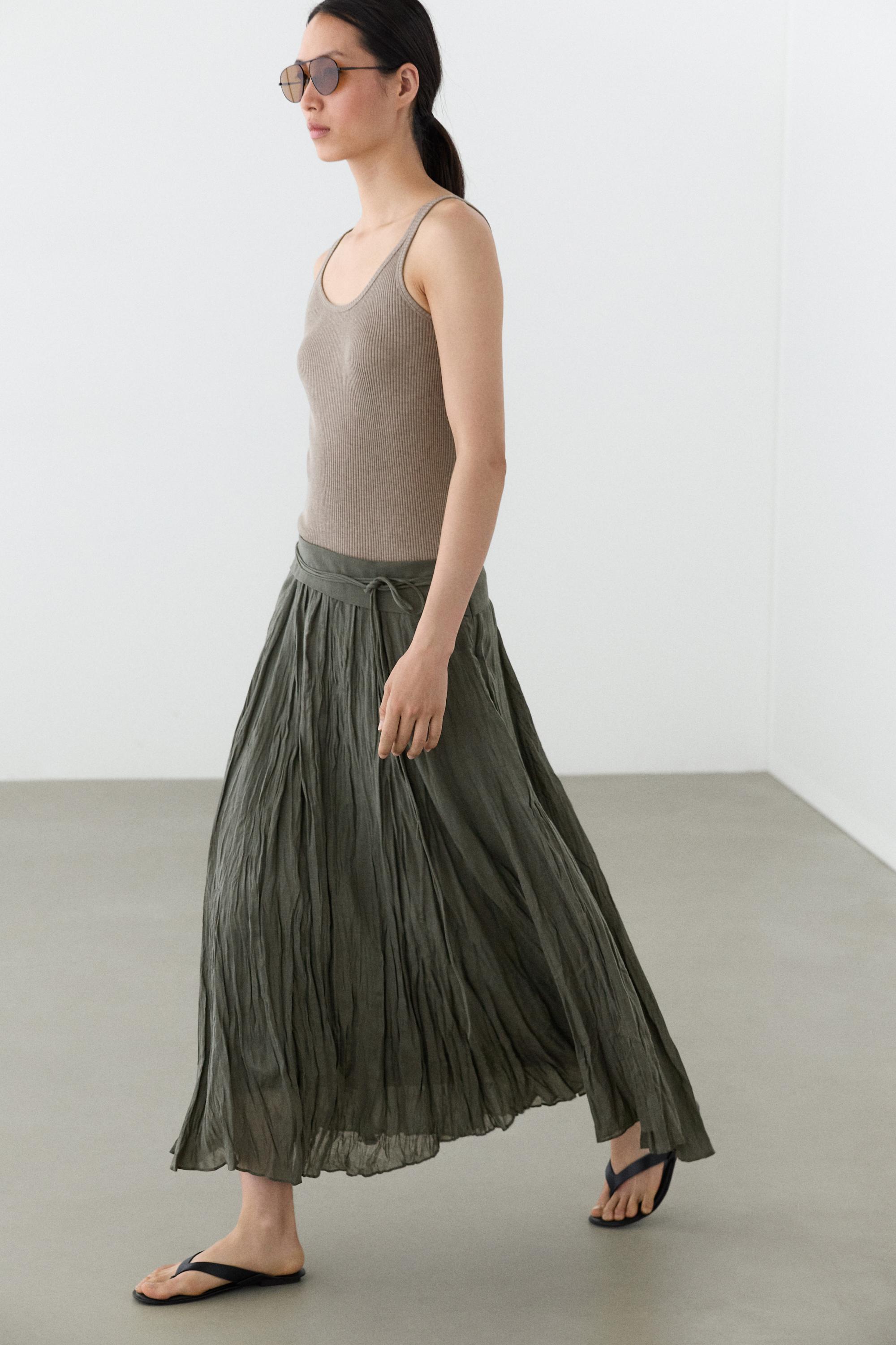Ramie blend midi skirt with gathered detail — GREEN