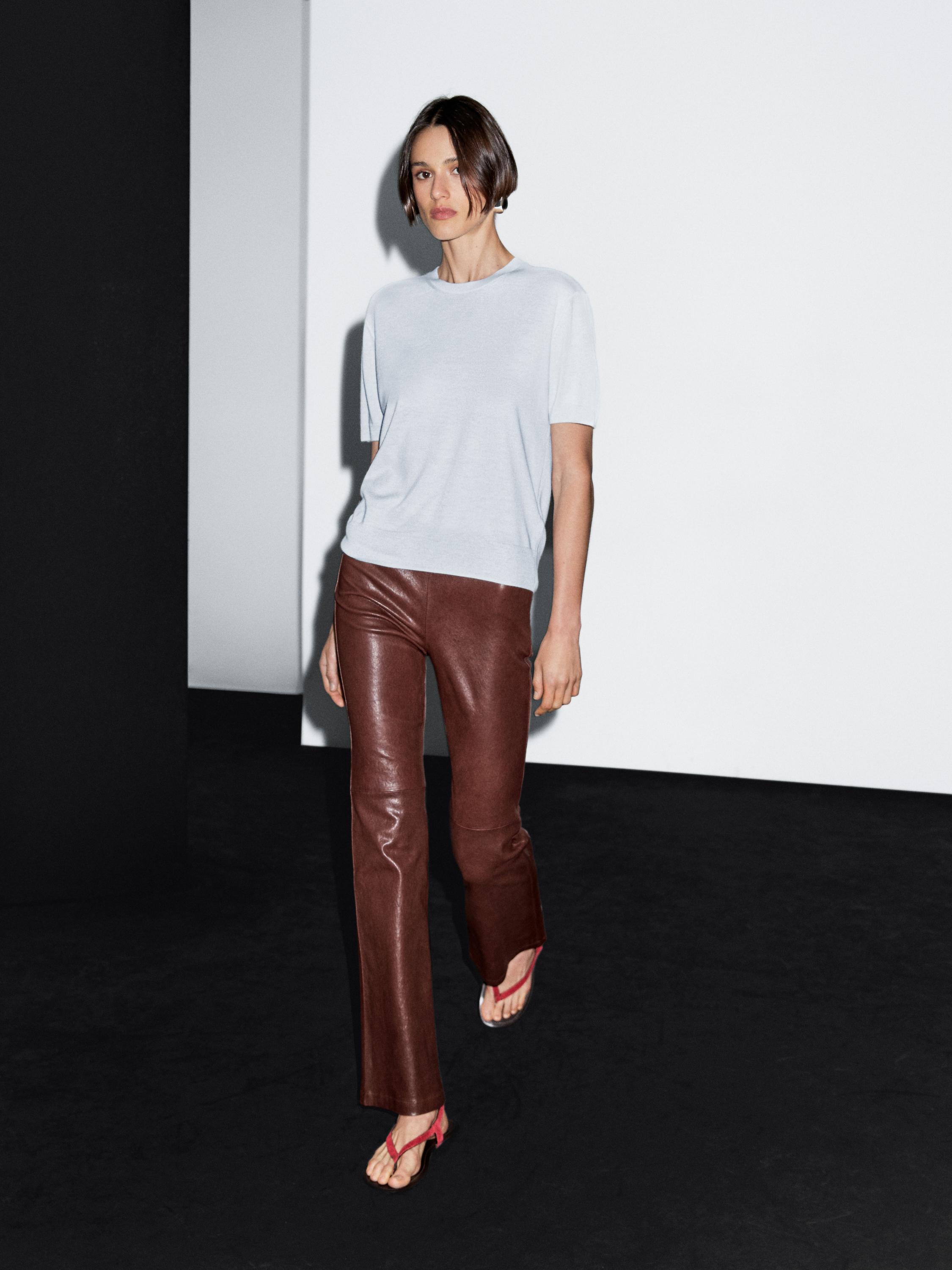 Short sleeve knitted jumper with wool