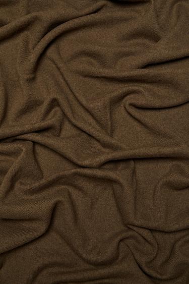 Plain wool-cashmere blend fine knit scarf — Caramel 2