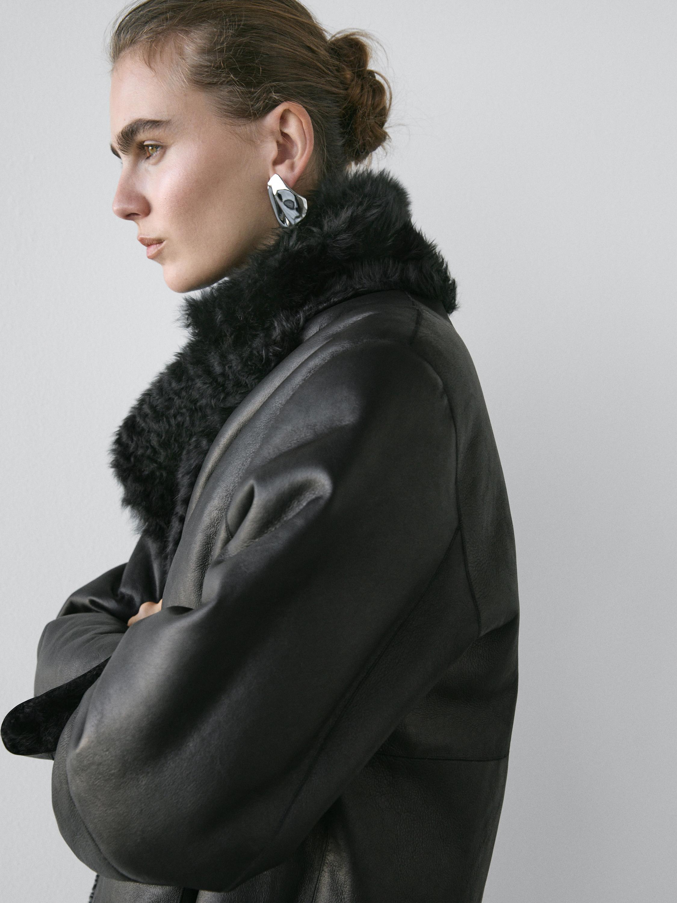 Sheepskin leather coat with lapel collar - STUDIO — BLACK (alternate view)
