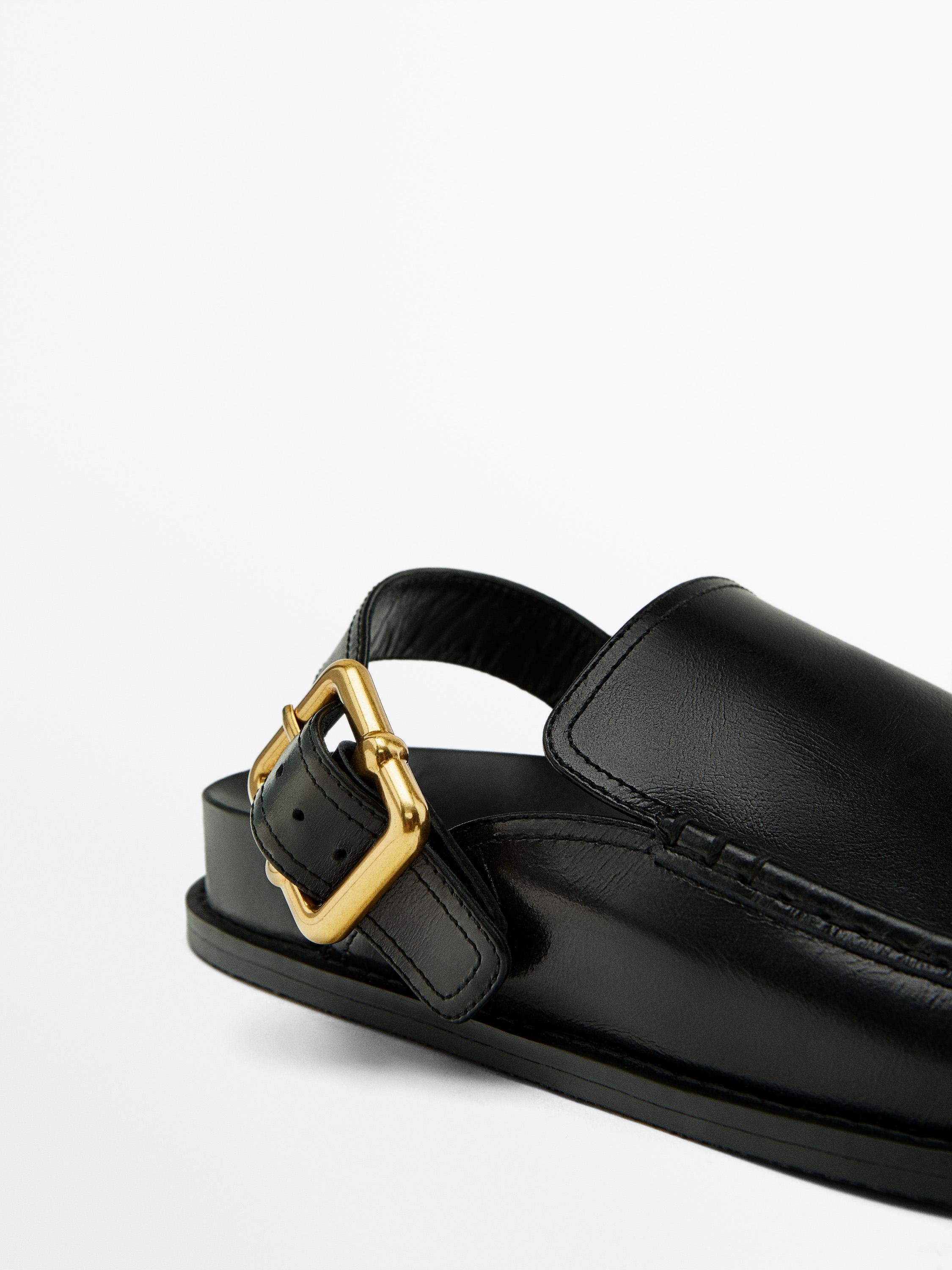 Leather clogs with buckle