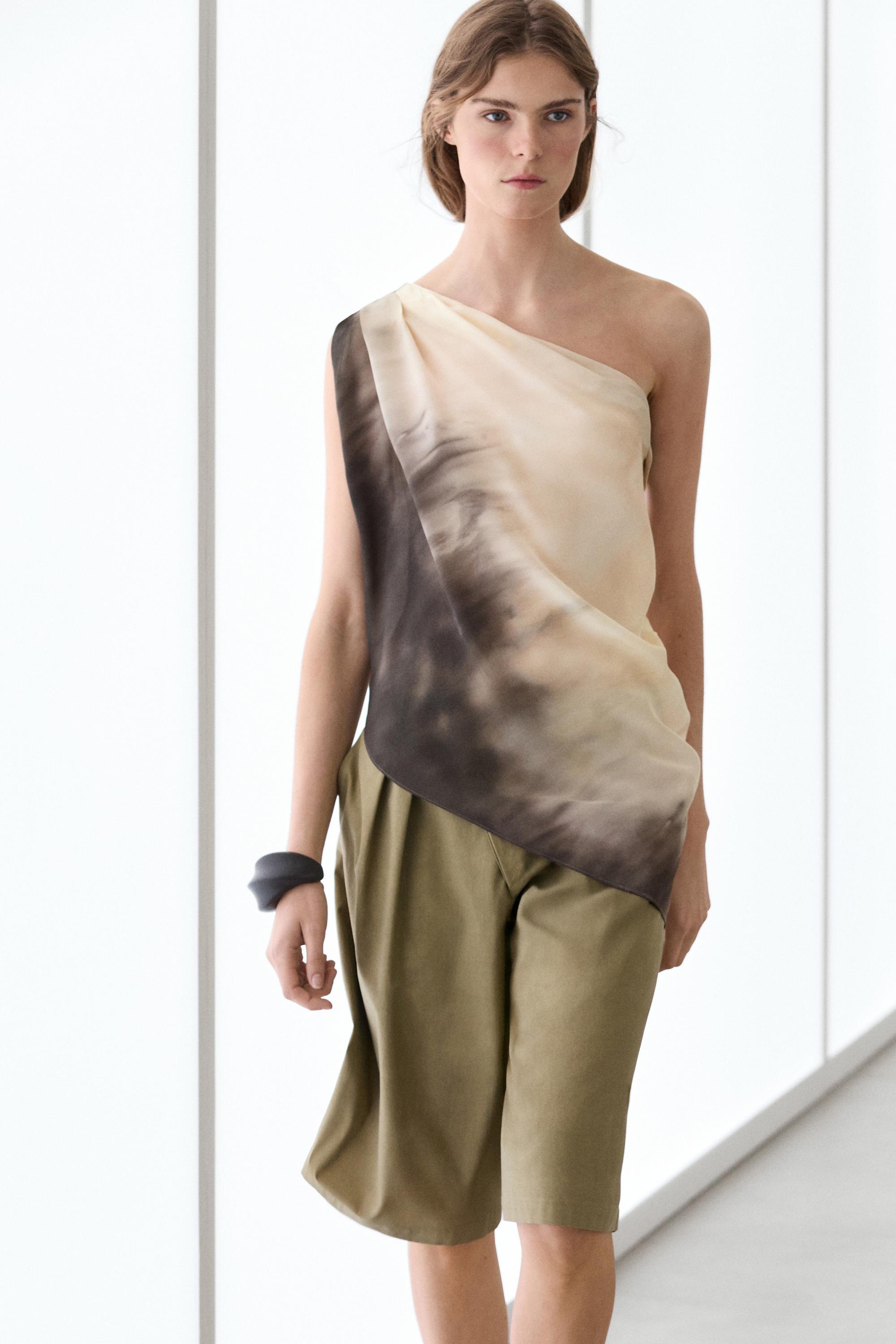Asymmetric draped top
