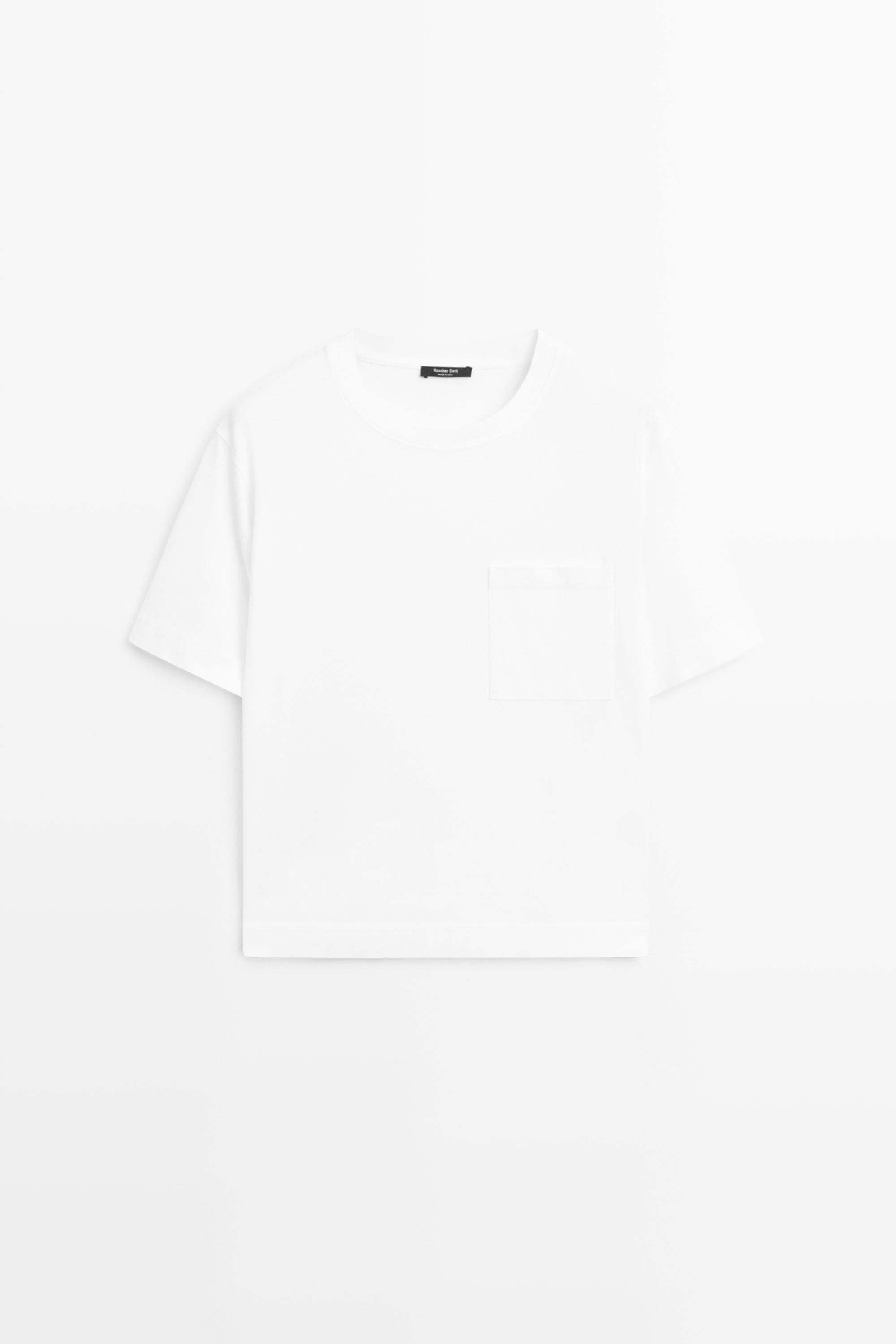 Tricou cu mânecă scurtă și detaliu de buzunar