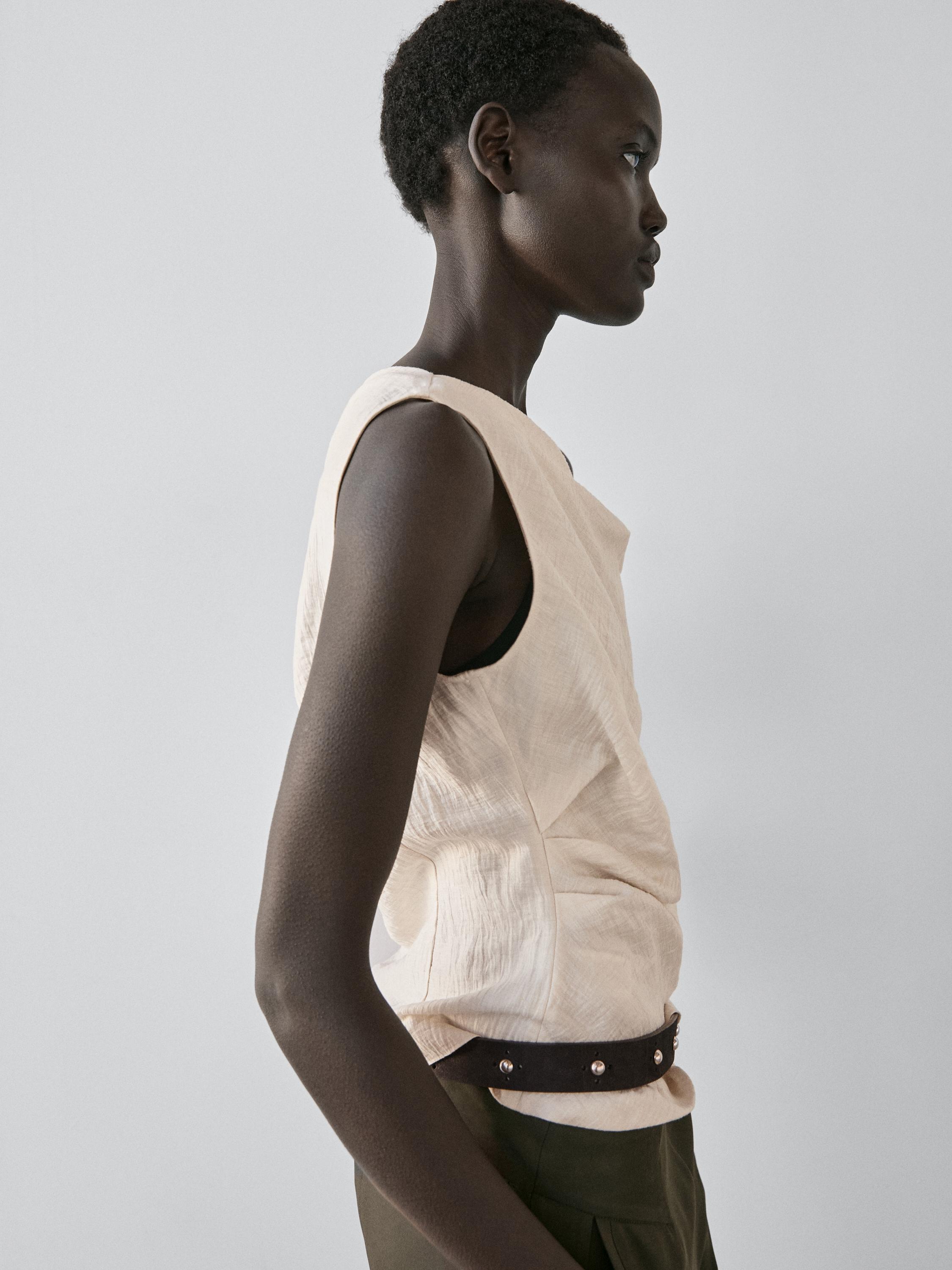 Asymmetric top with knot detail — BEIGE