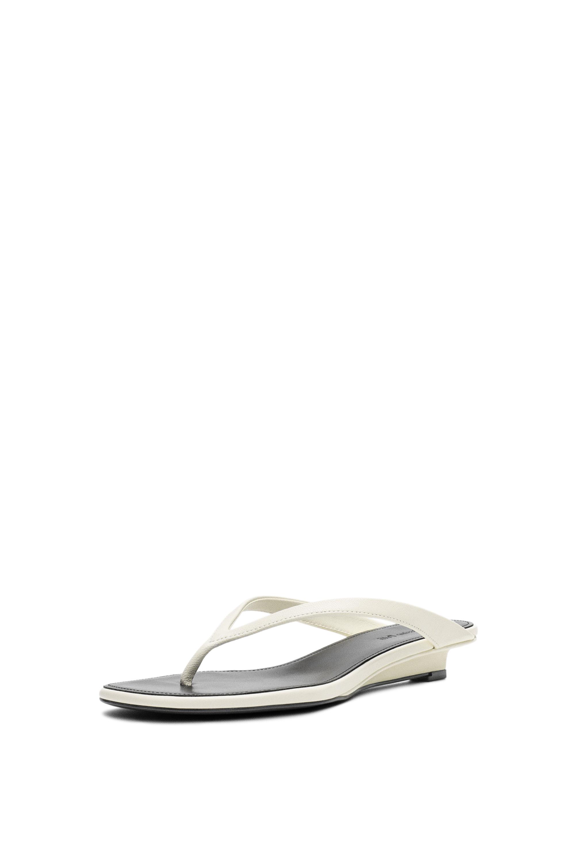 Mid-heel sandals with toe divider — WHITE