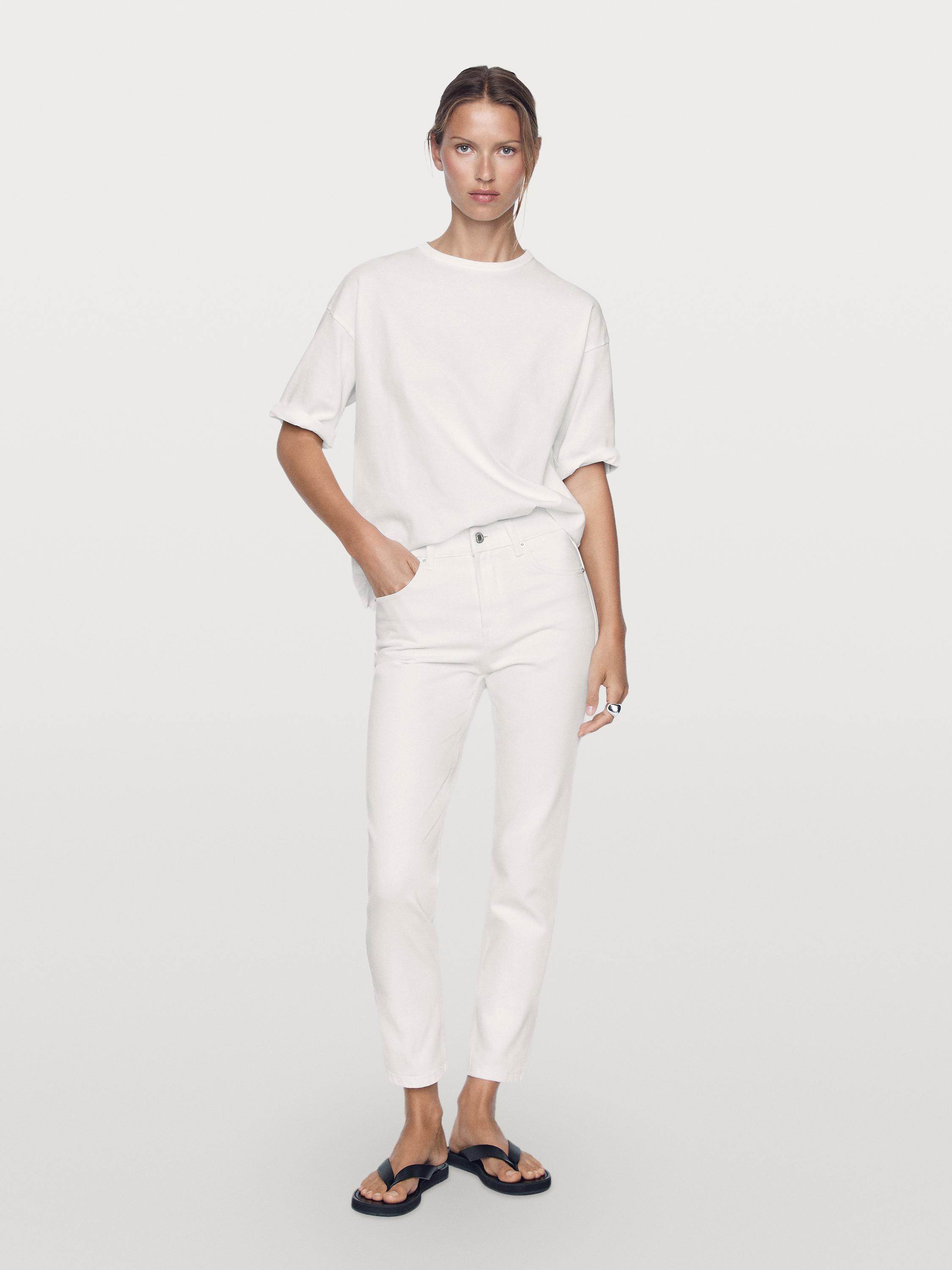 Mid-rise slim fit jeans