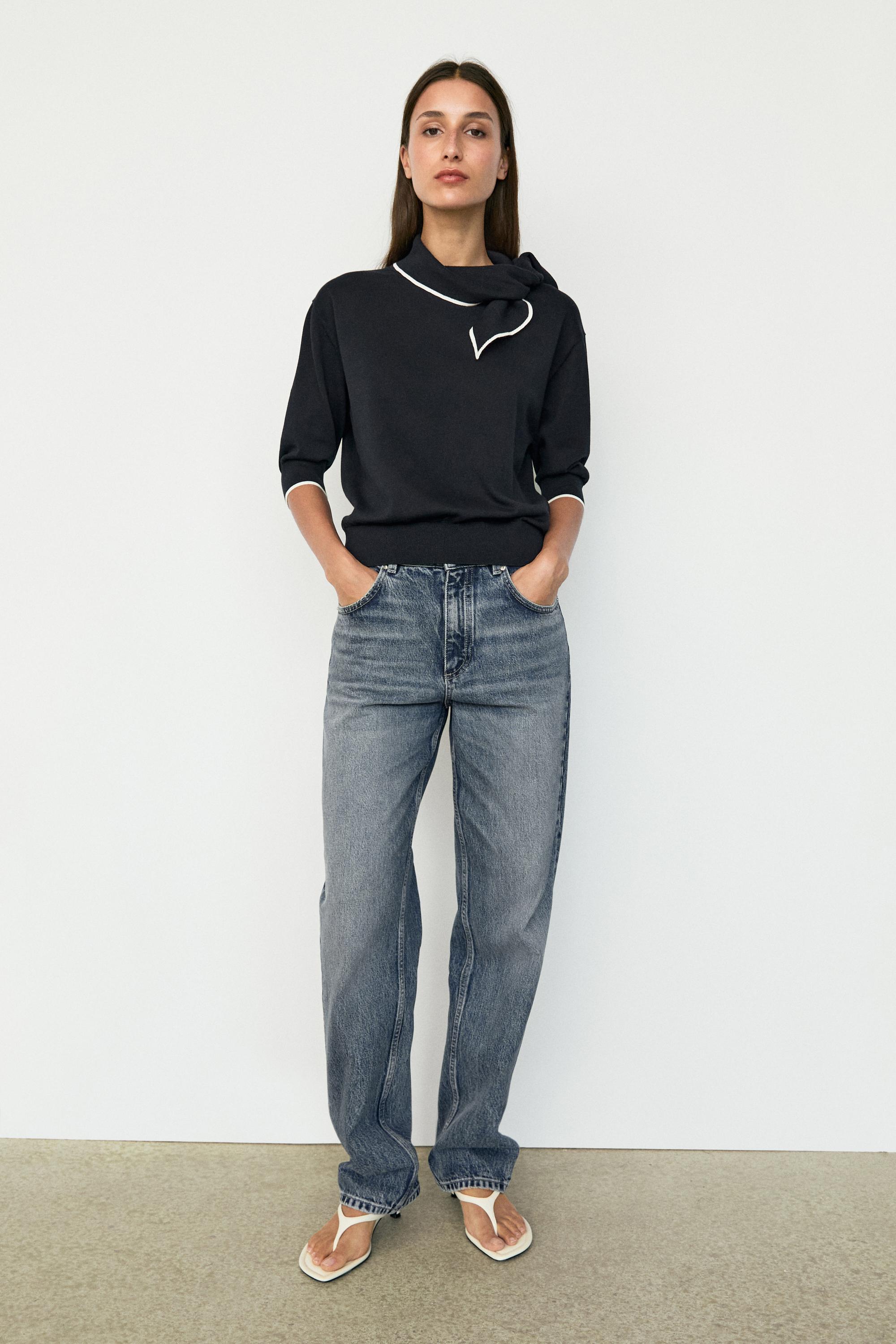 100% cotton knit sweater with scarf detail — NAVY BLUE