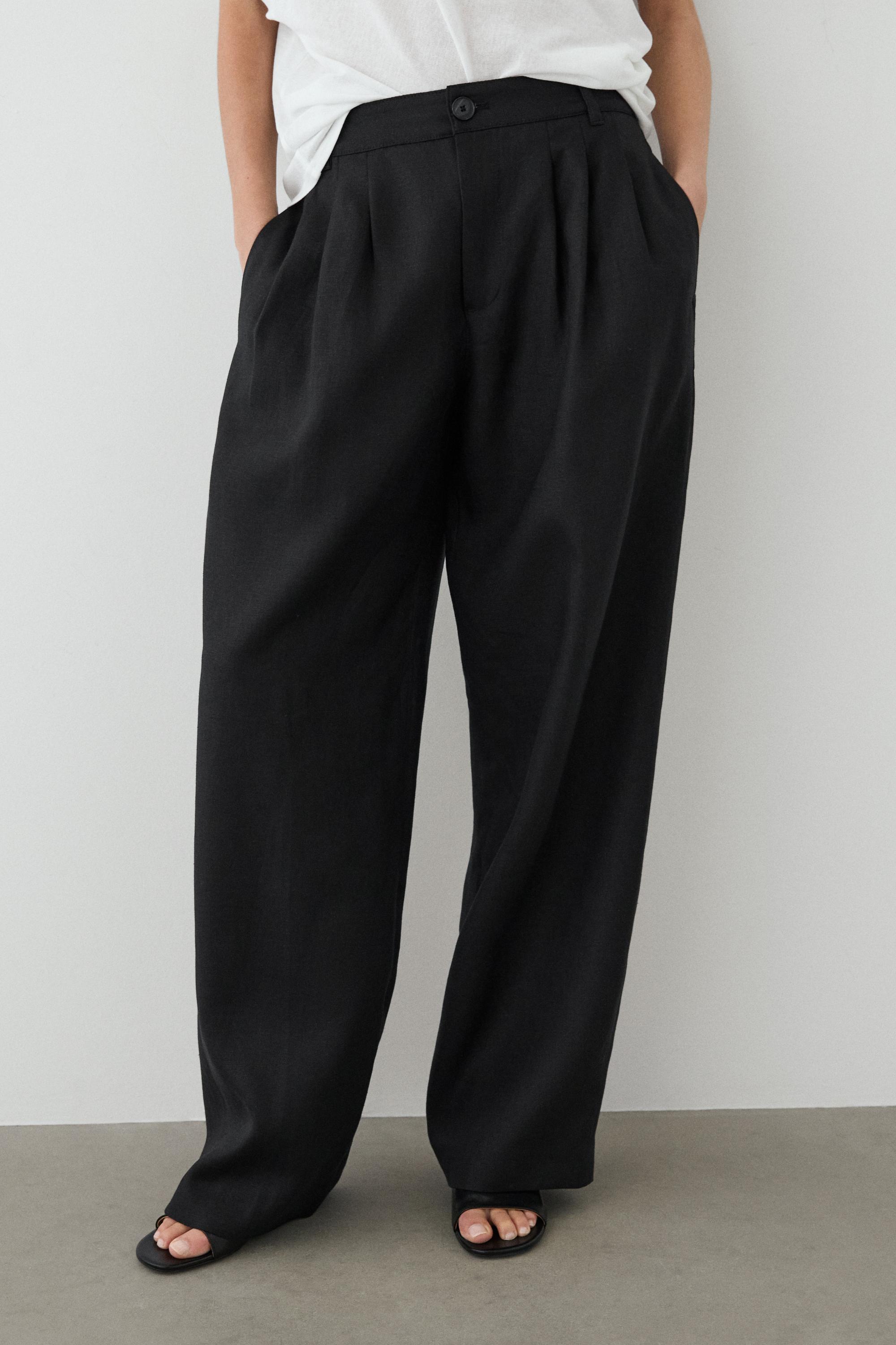 Wide-leg pleated linen trousers — BLACK