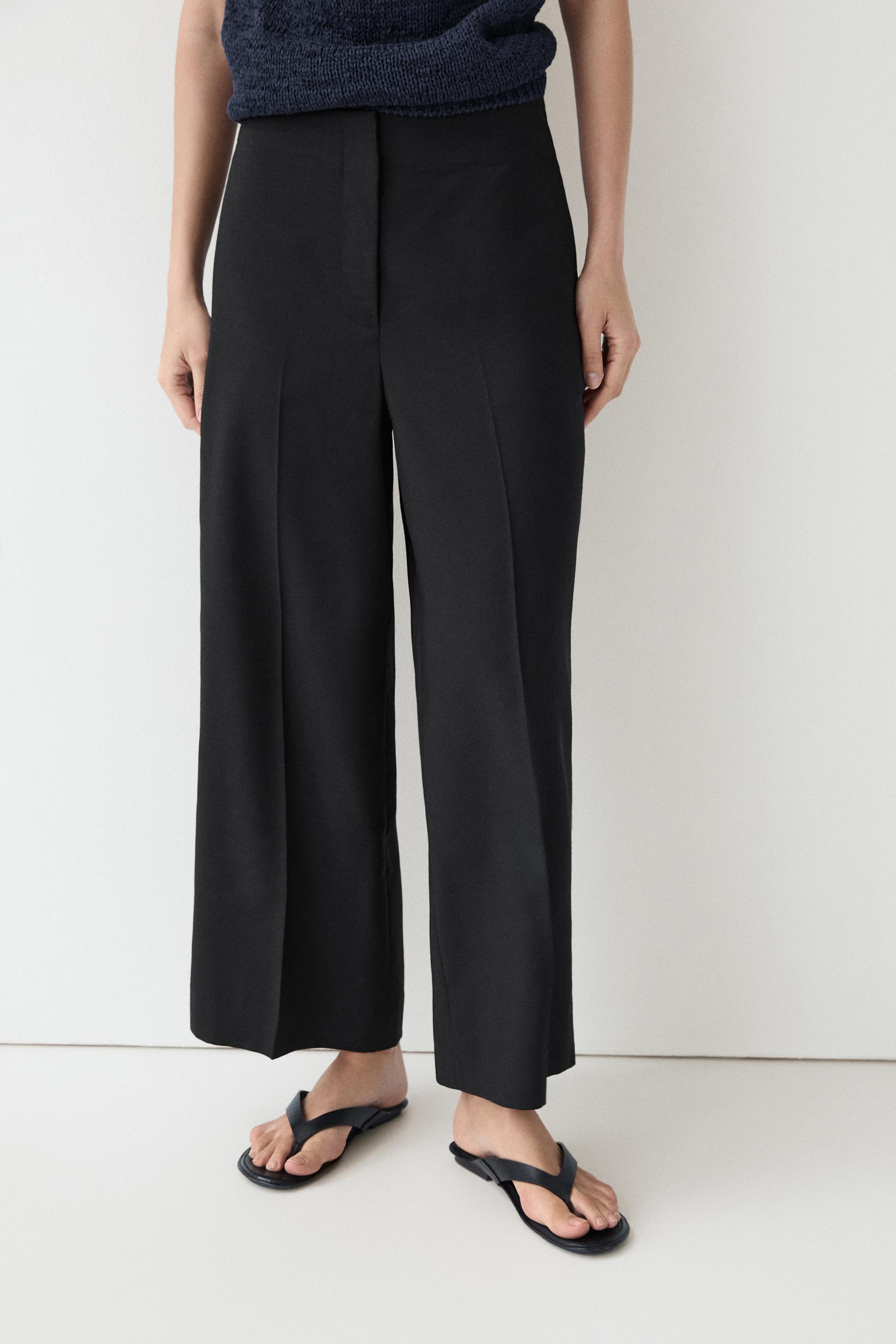 Wide-leg cropped stretch wool trousers — BLACK