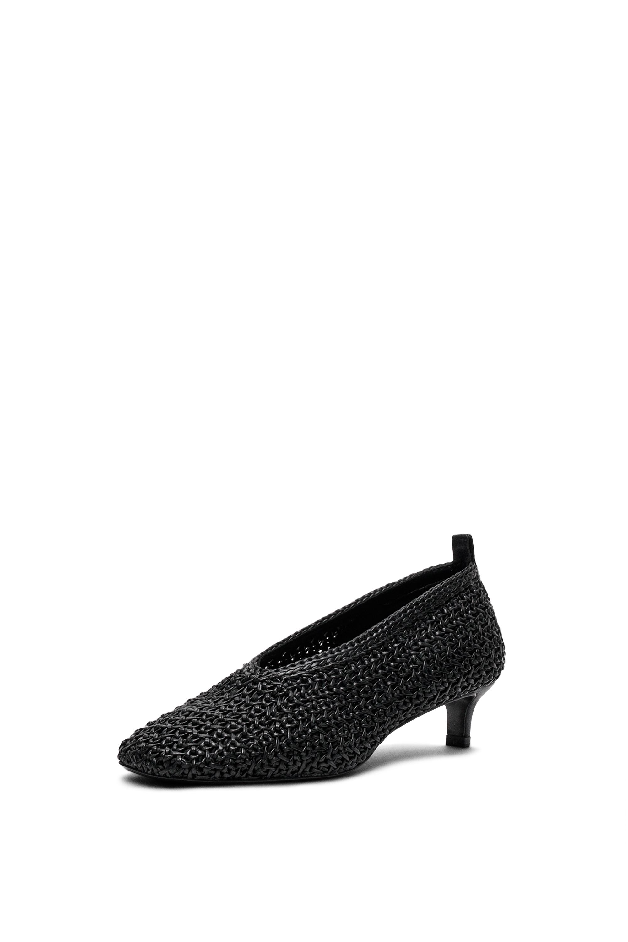 Braided leather heel shoes — BLACK