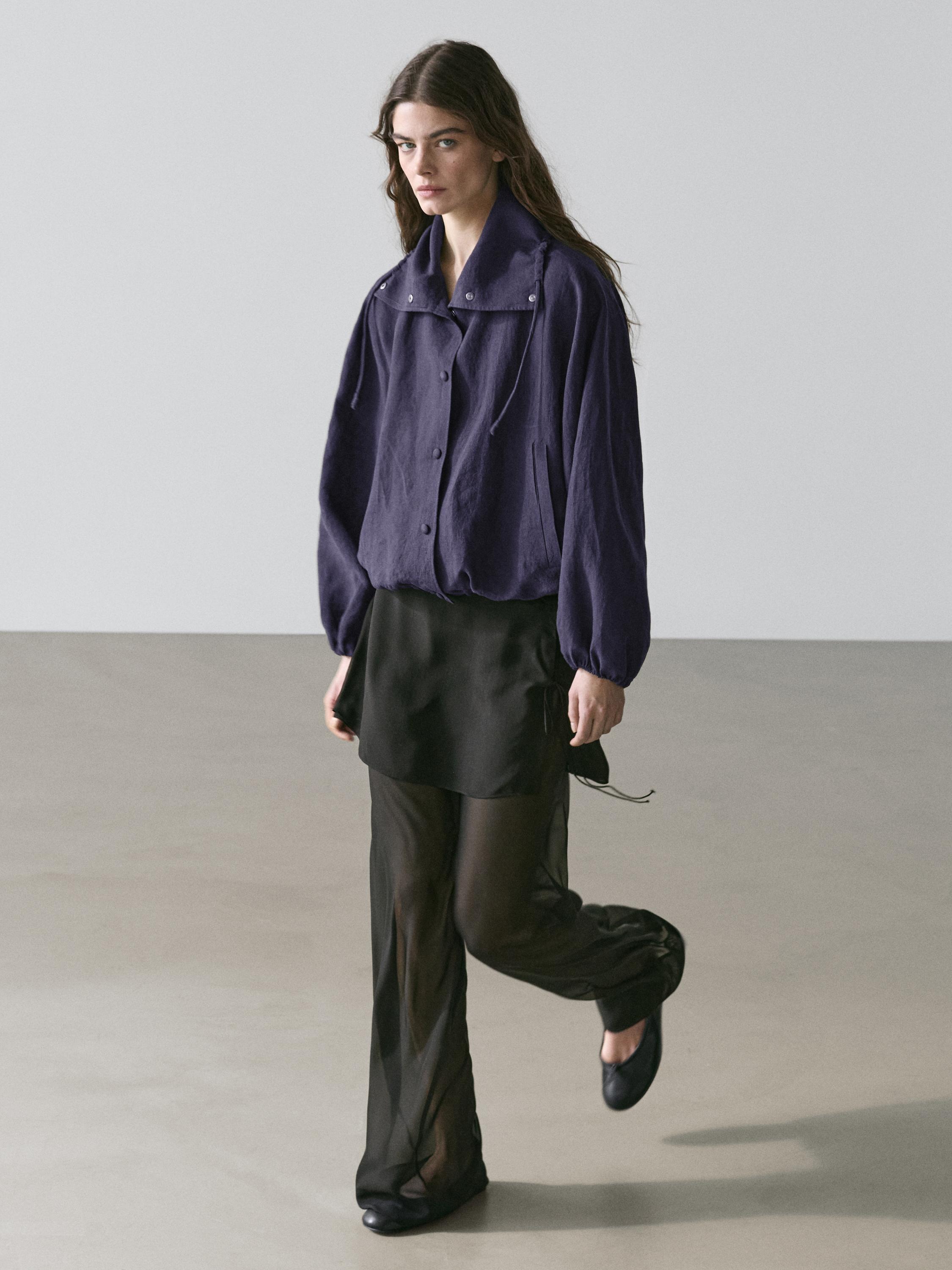 Chaqueta bómber detalle cuello 100% lino