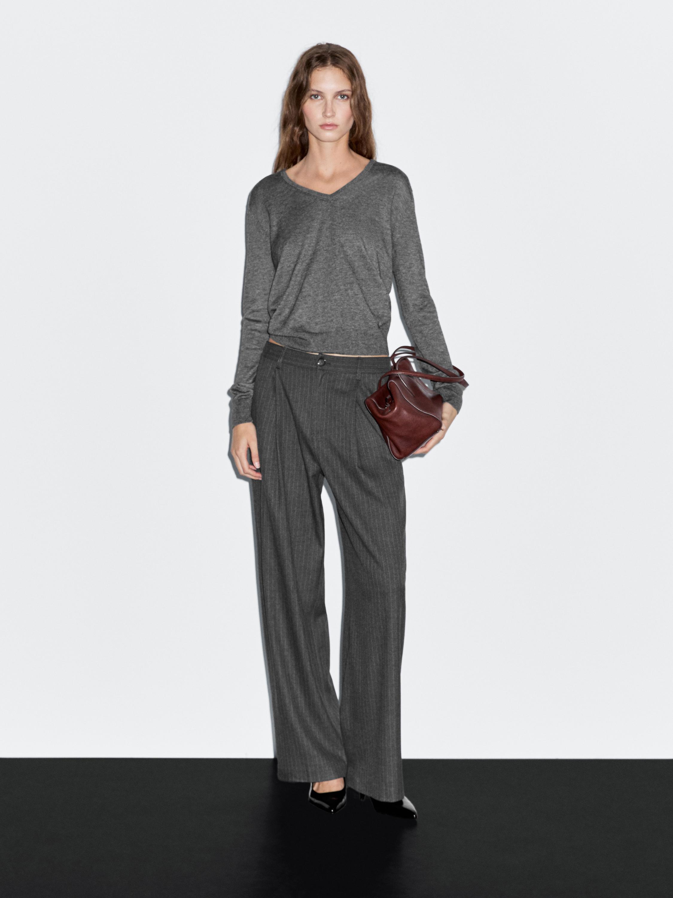 미드라이즈 와이드 레그 핀스트라이프 팬츠