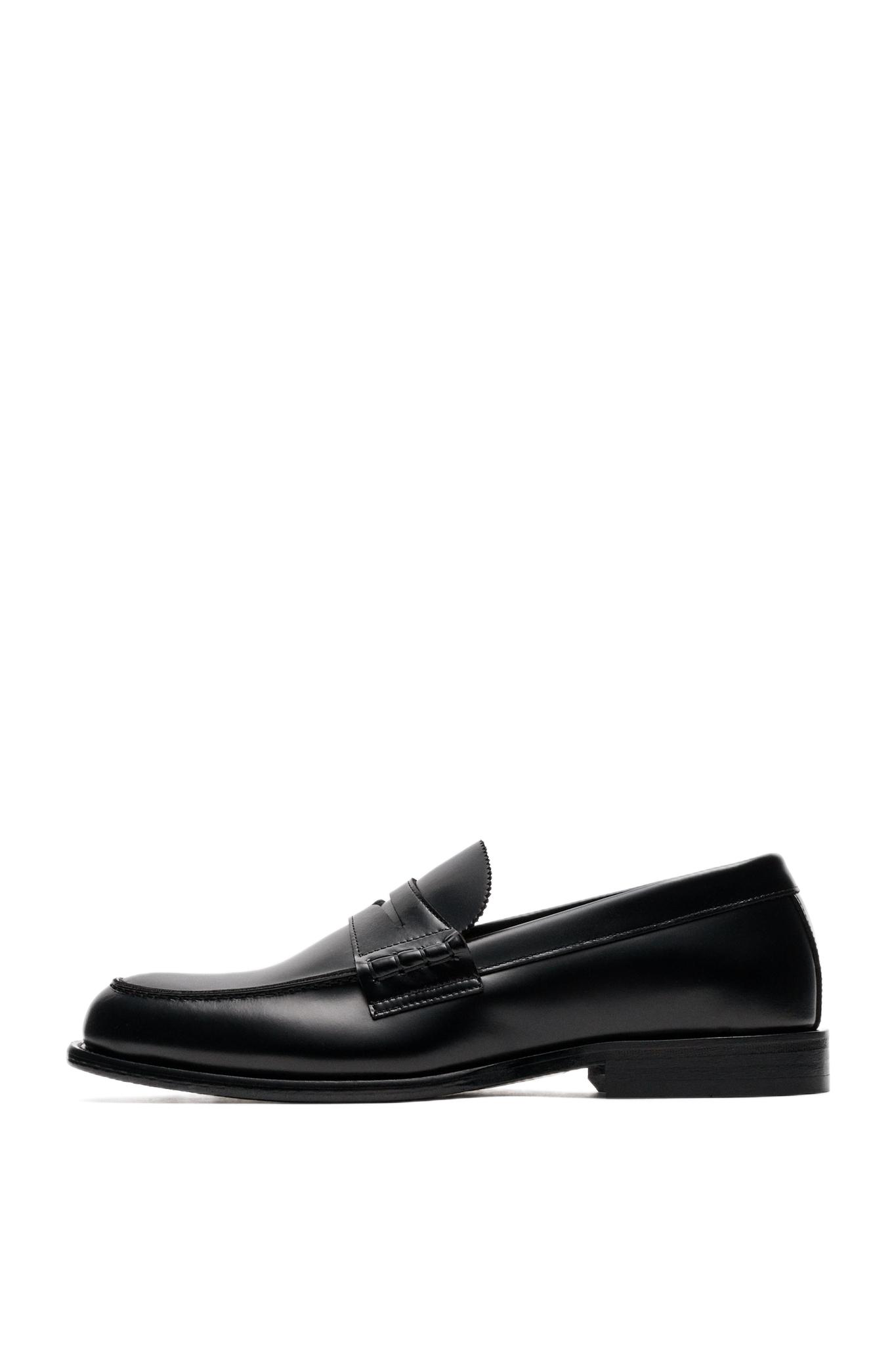 Leather penny loafer — BLACK