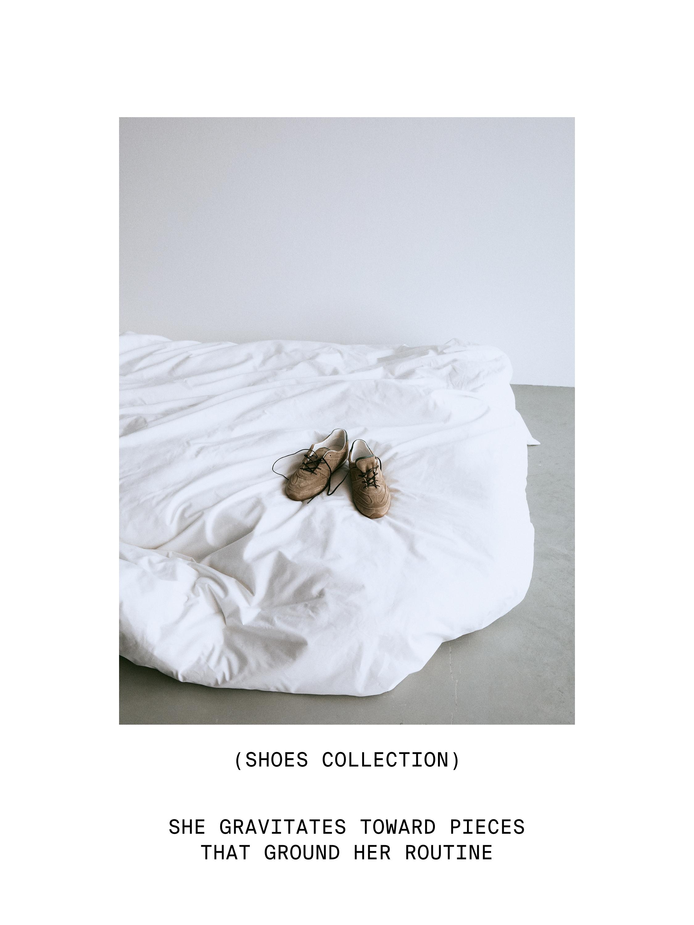 Split leather trainers with piece details — OCHRE
