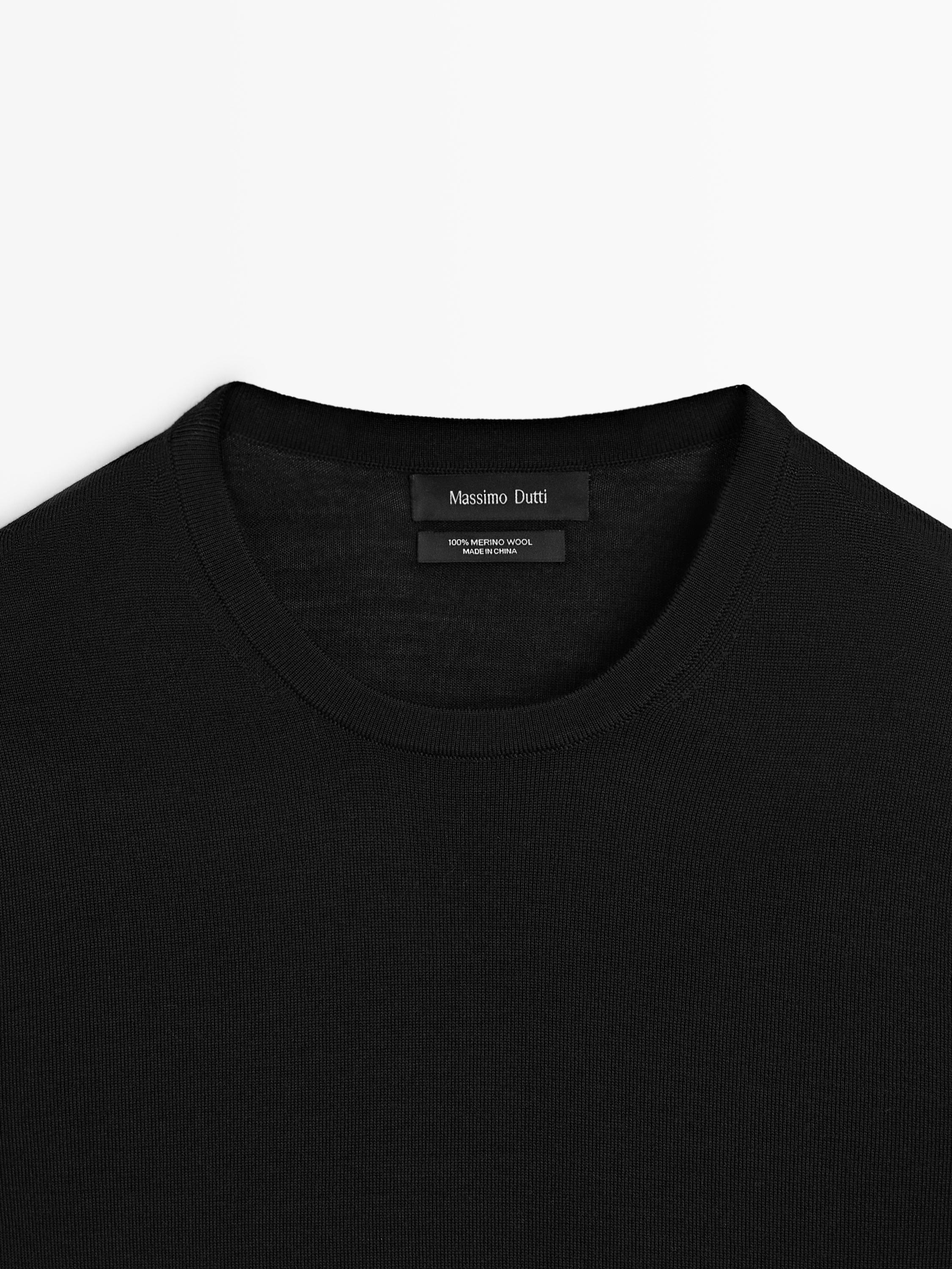100% merino wool knit sweater — BLACK