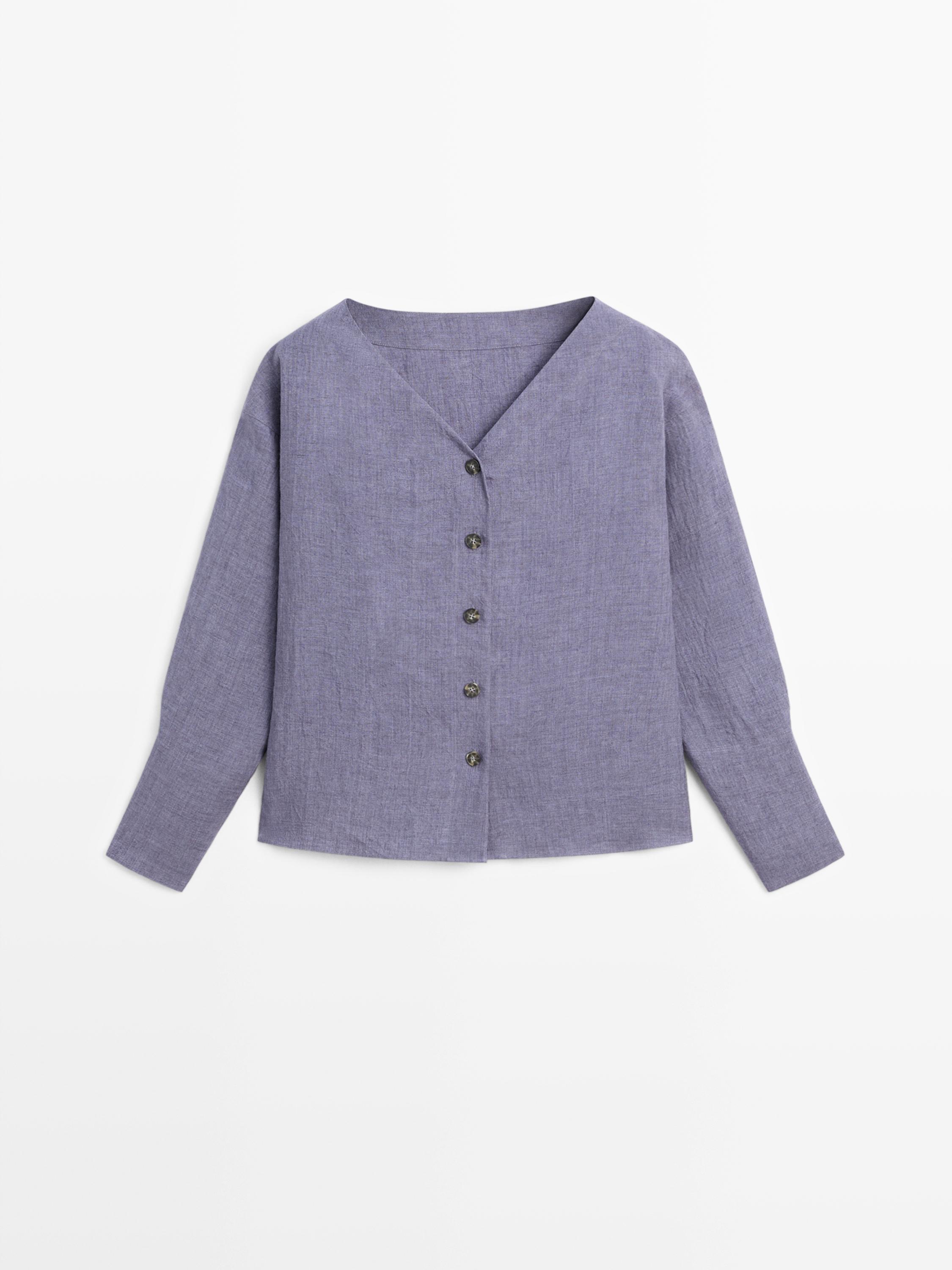 Blusa escote pico detalle manga