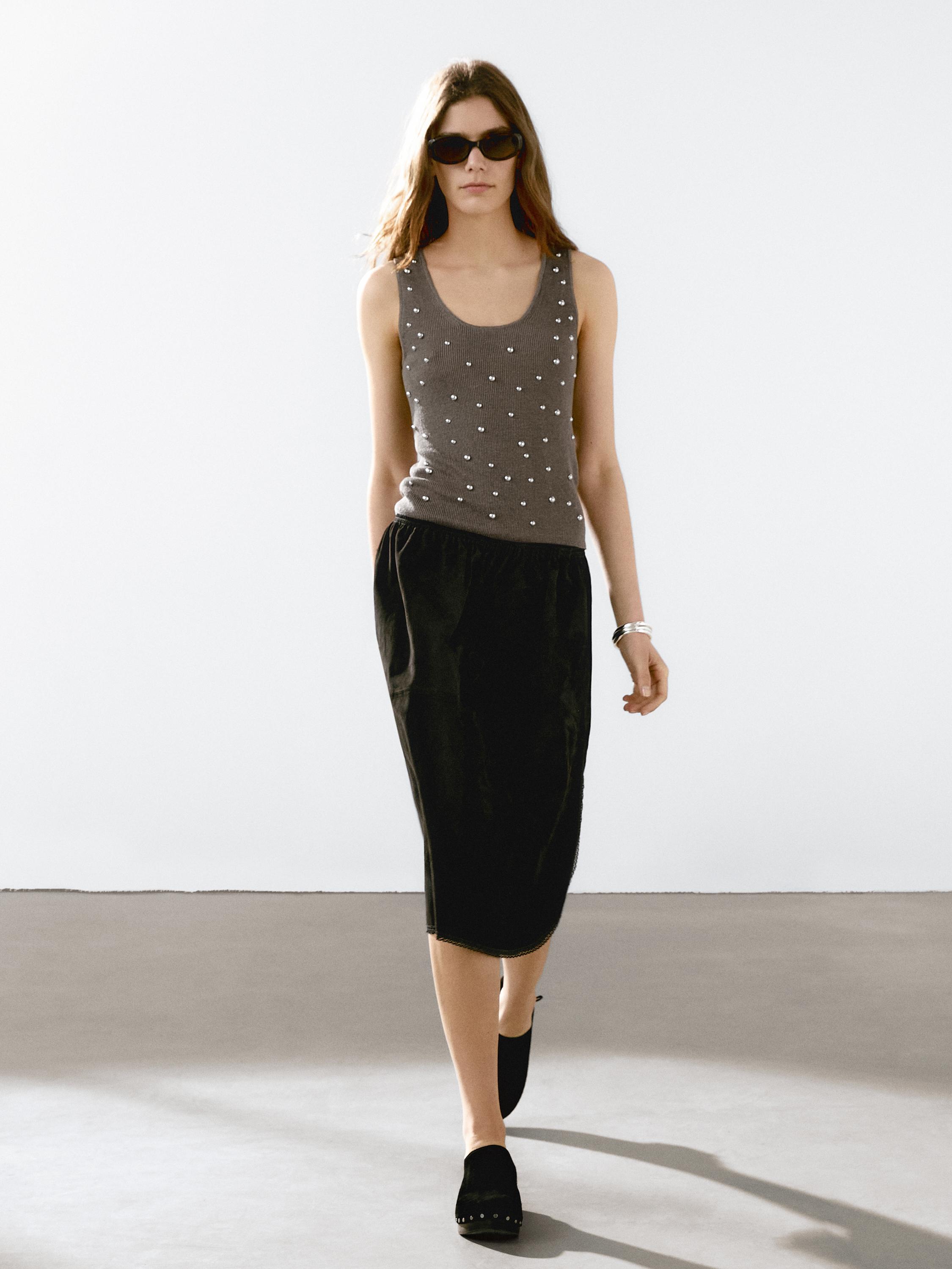 Top en maille à clous