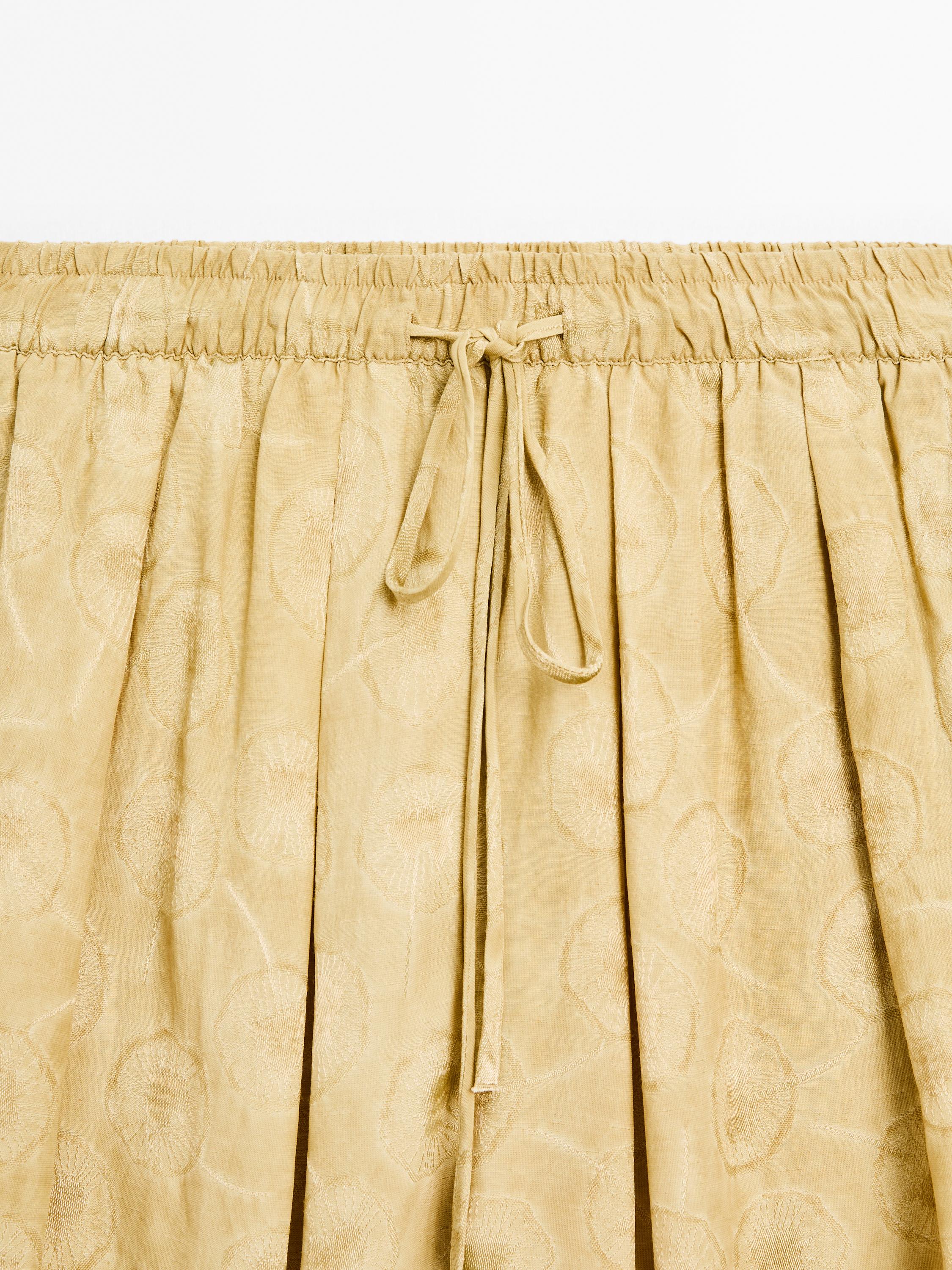 Jacquard print barrel fit trousers