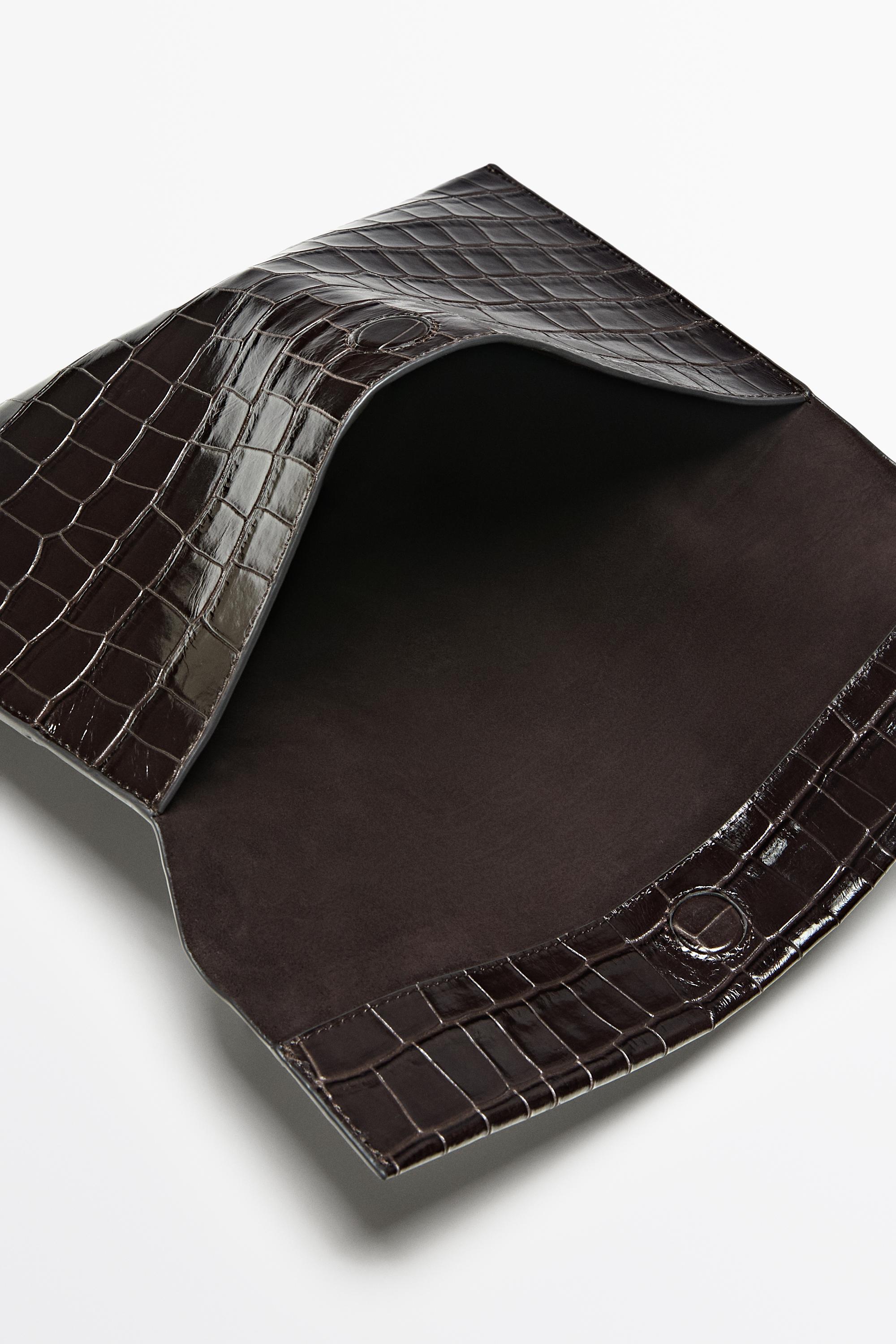 Textured leather iPad case