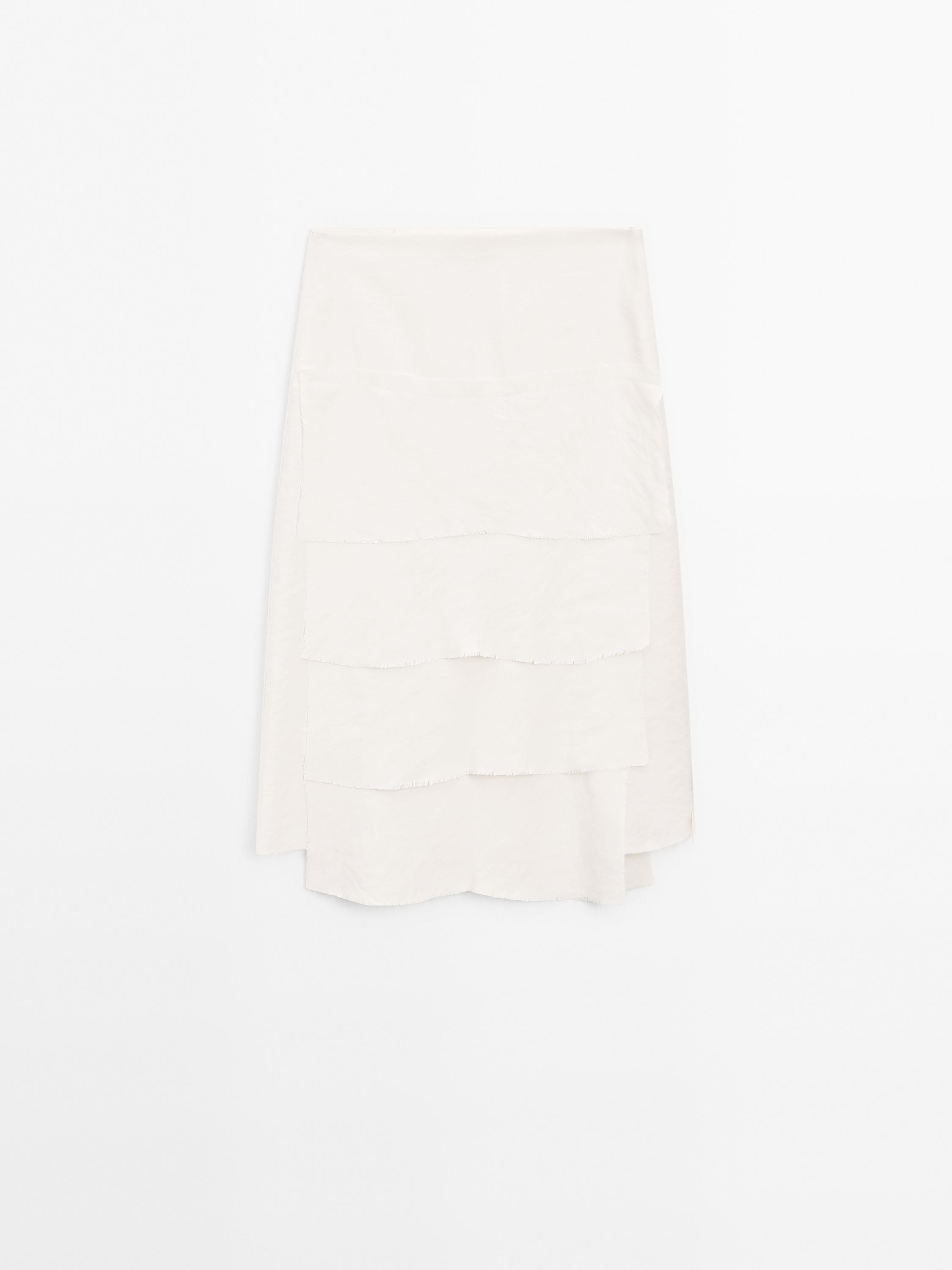 Falda midi detalle volantes