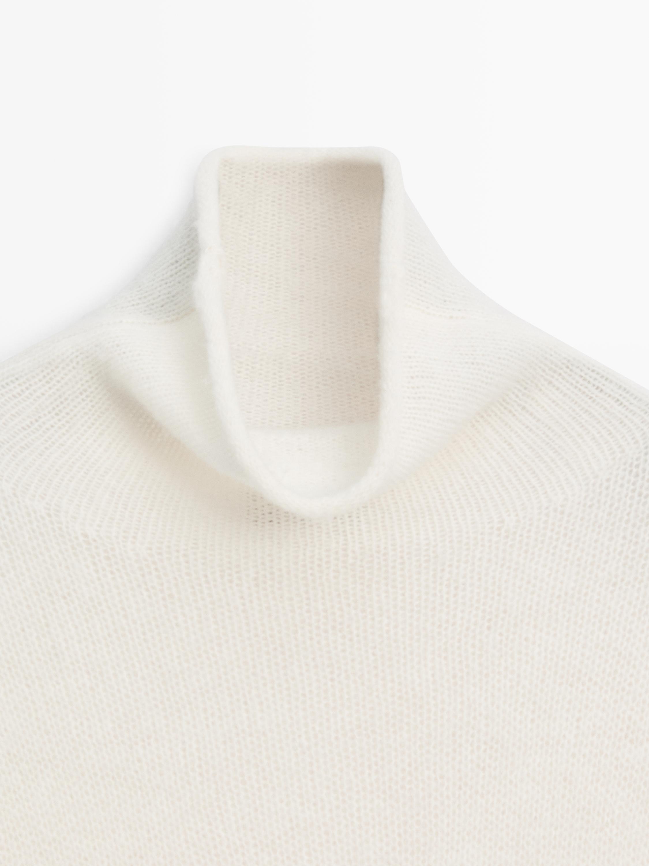 100% wool high neck knit sweater — Off white
