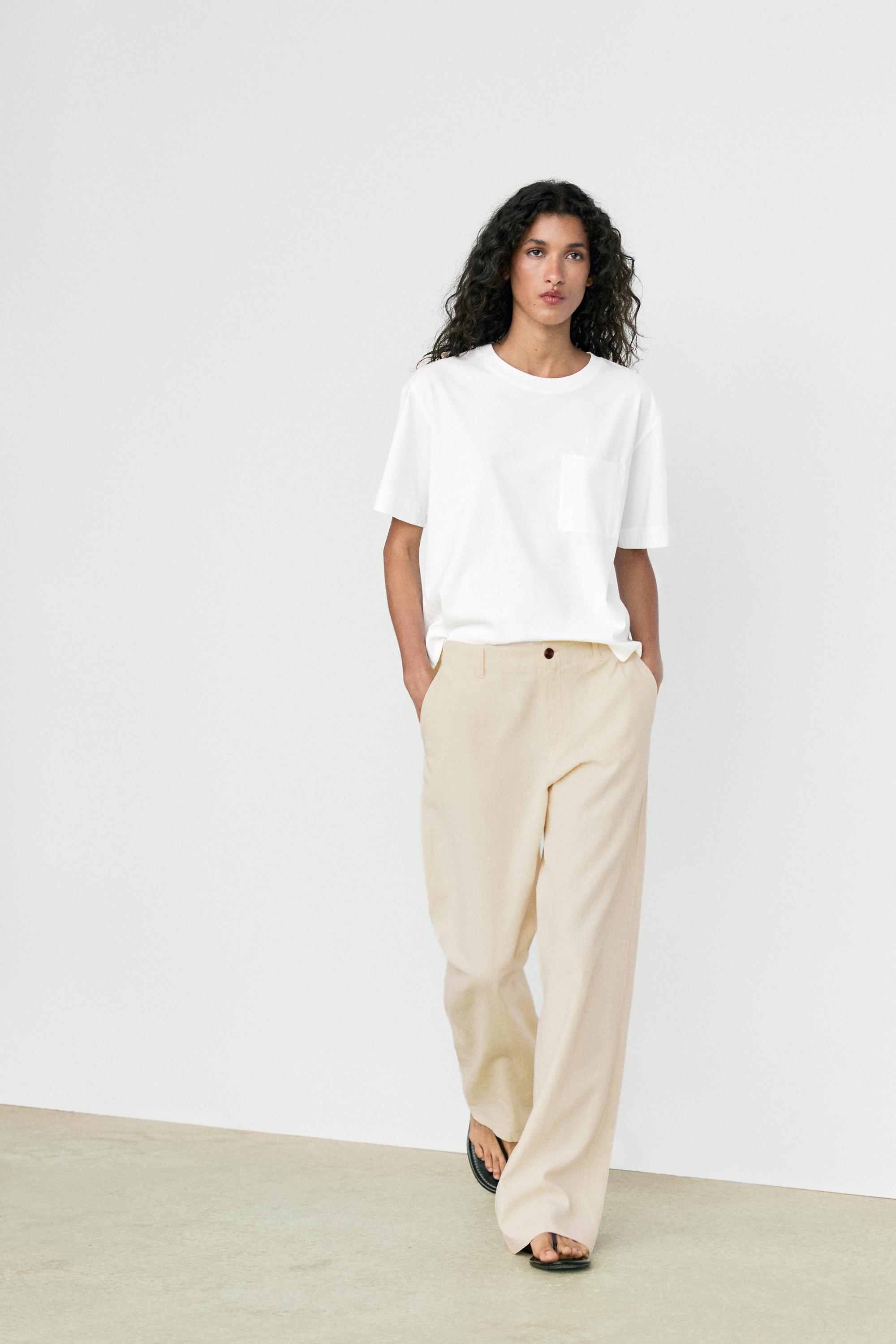 Short sleeve T-shirt with pocket detail — Off white