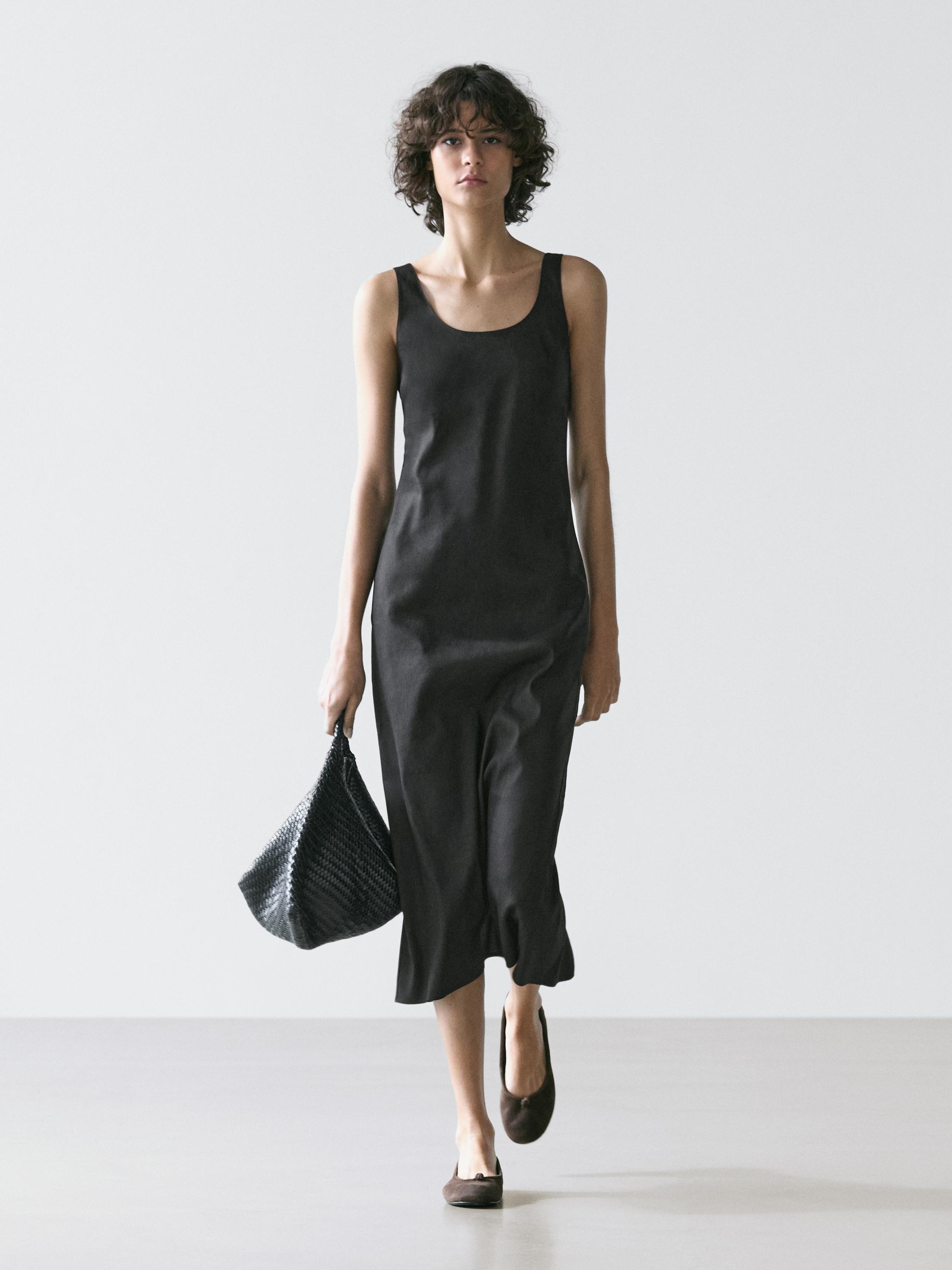 Flowing round neck midi dress