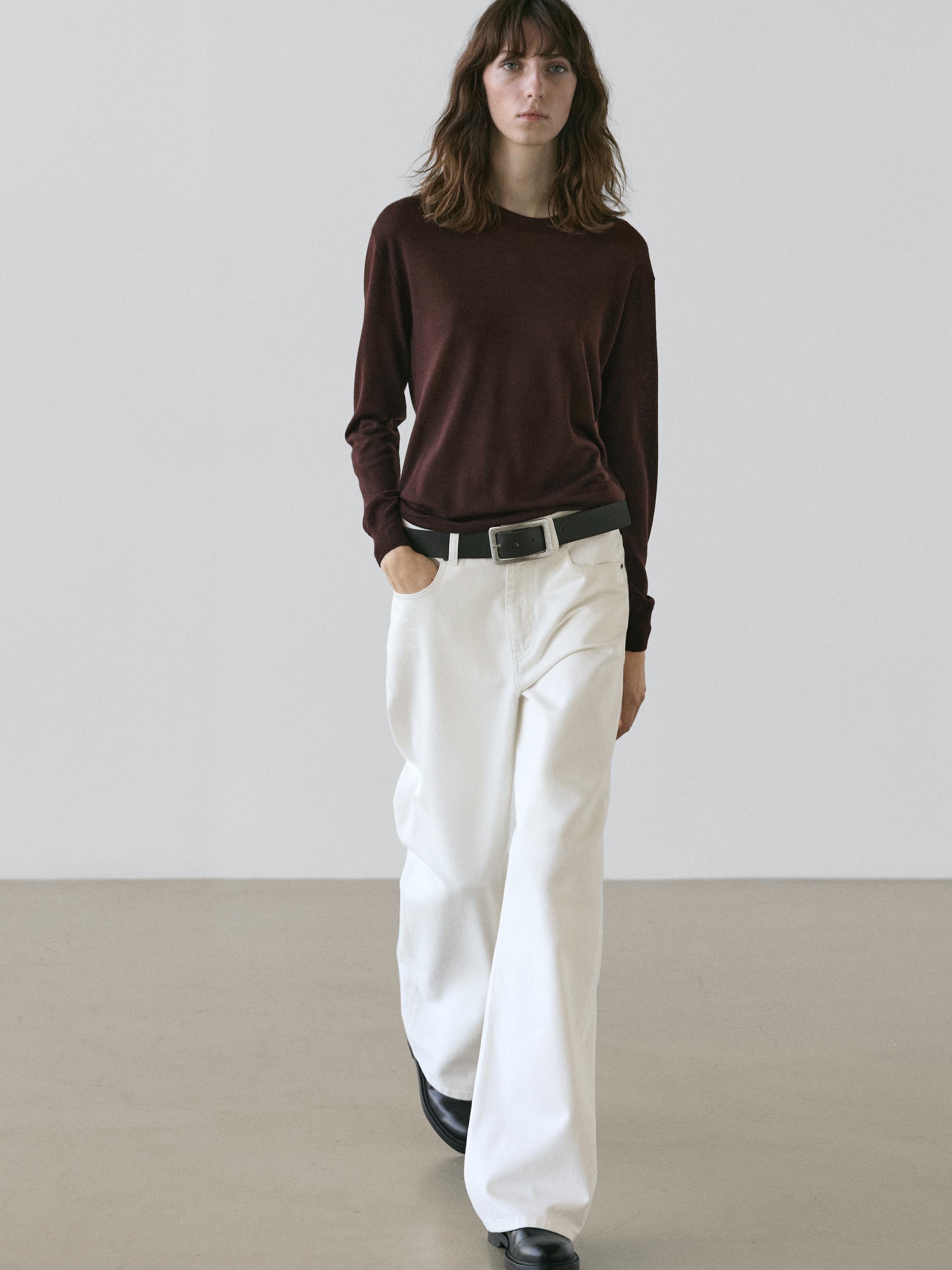 Pull en maille fine 100 % laine à col rond