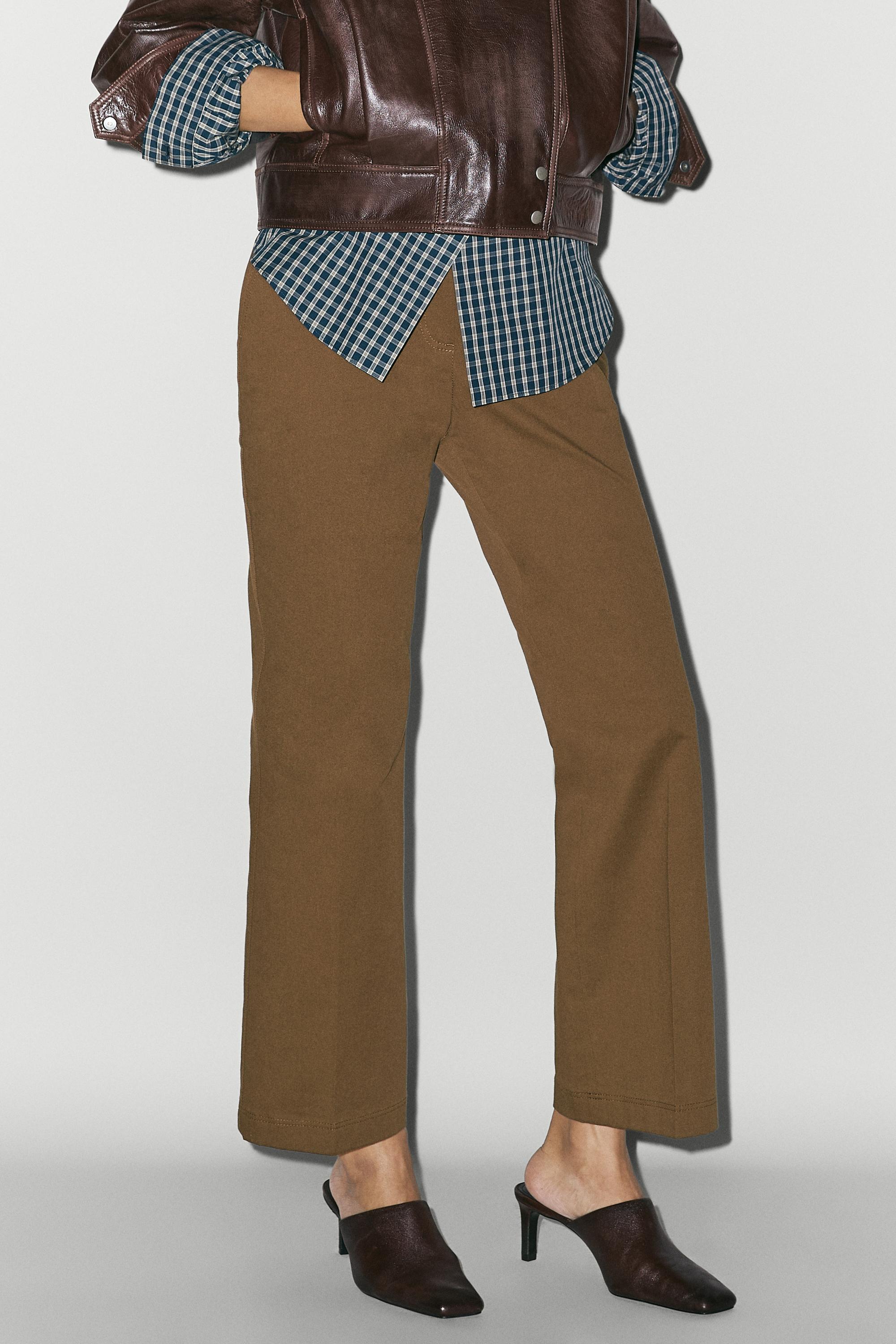 Cotton blend kick flare pants — BROWN
