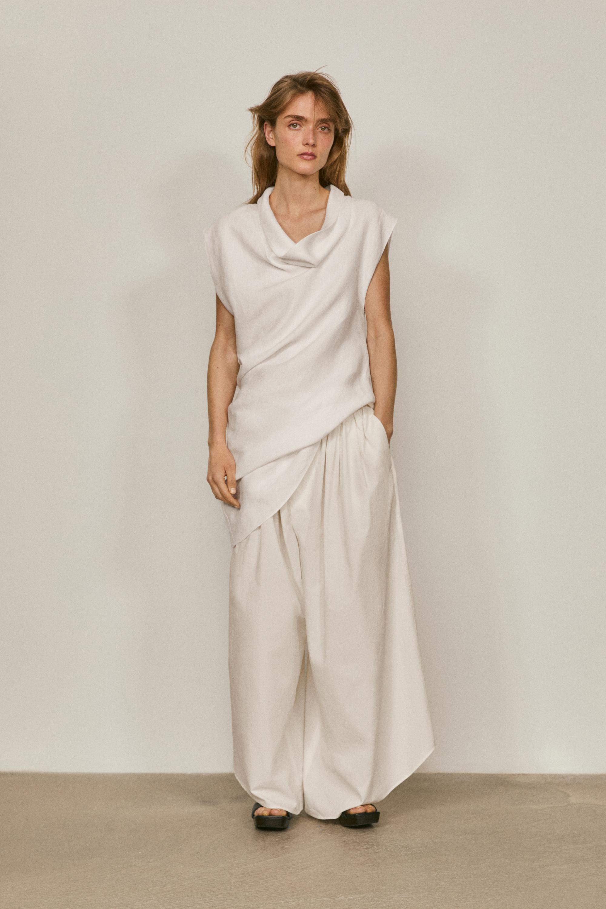 Culottes with pleated details - LIMITED EDITION — Off white
