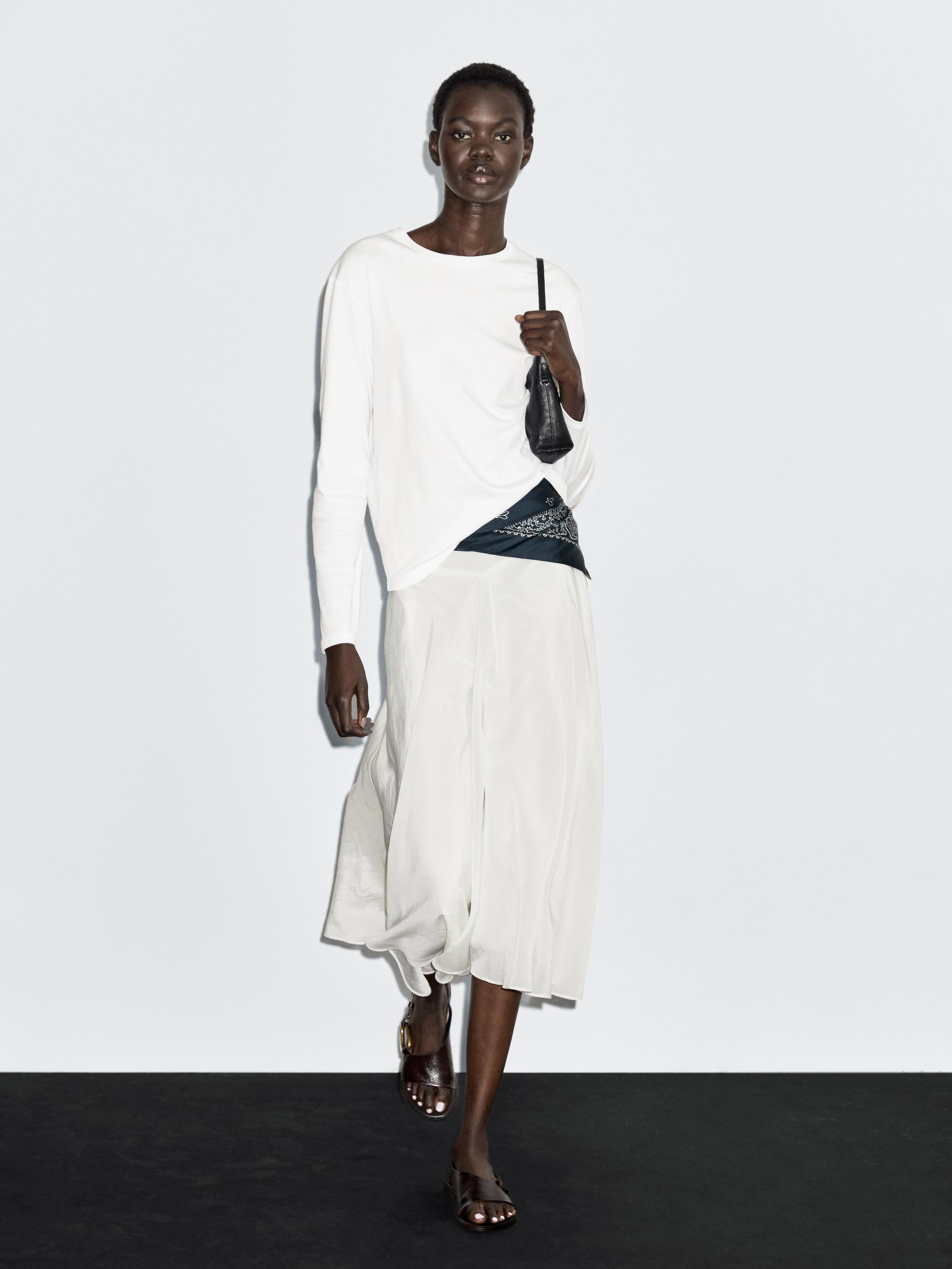 Long sleeve T-shirt with seam detail