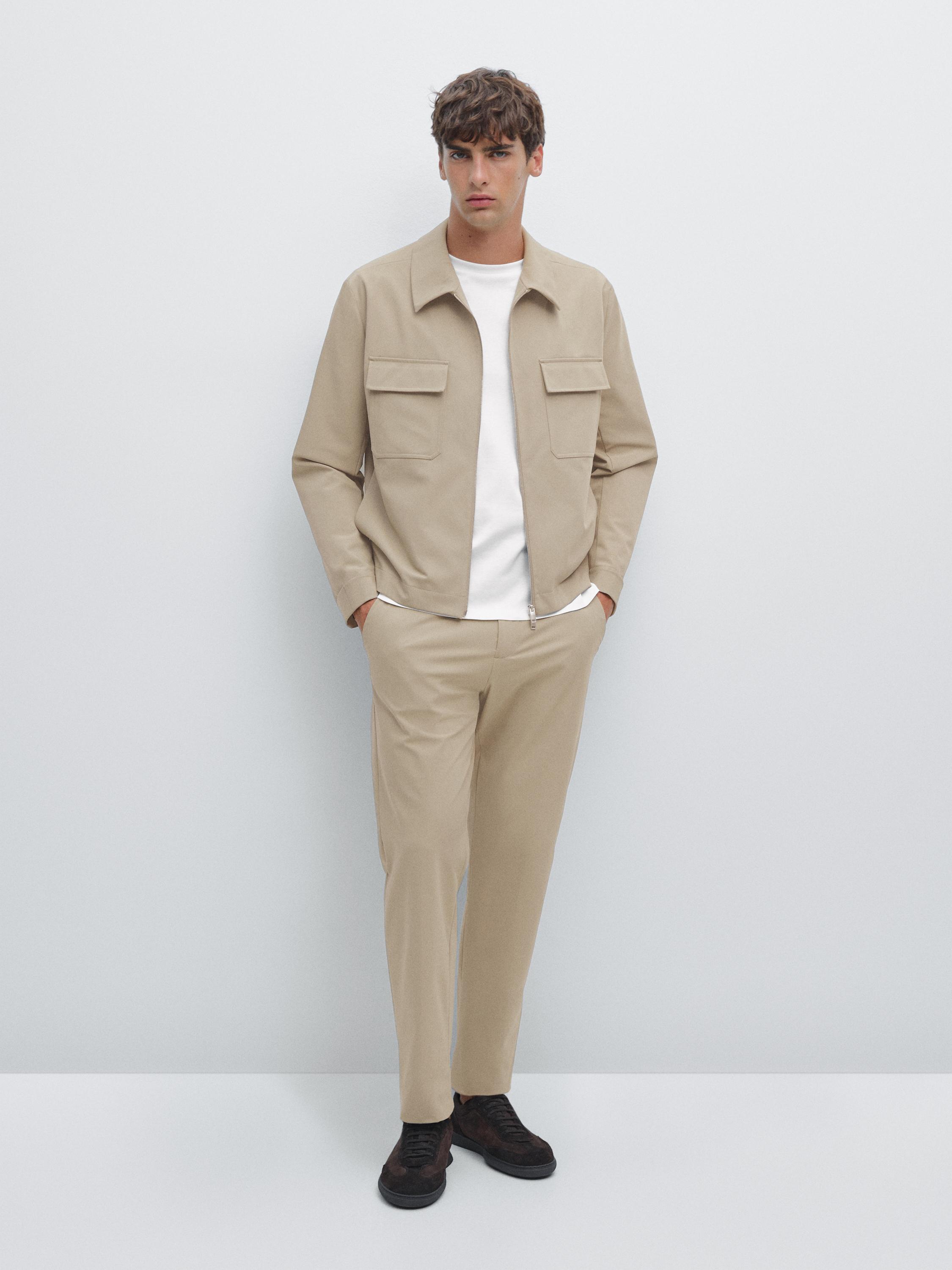 جاكيت تقني ضمن إطلالة كاملة