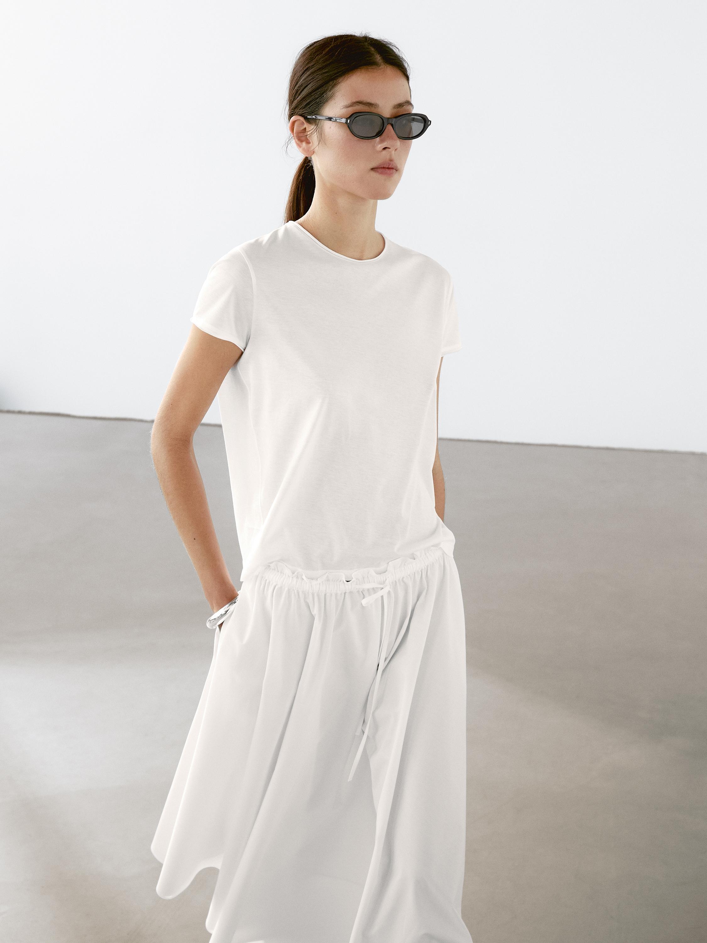 T-shirt fluida de manga curta