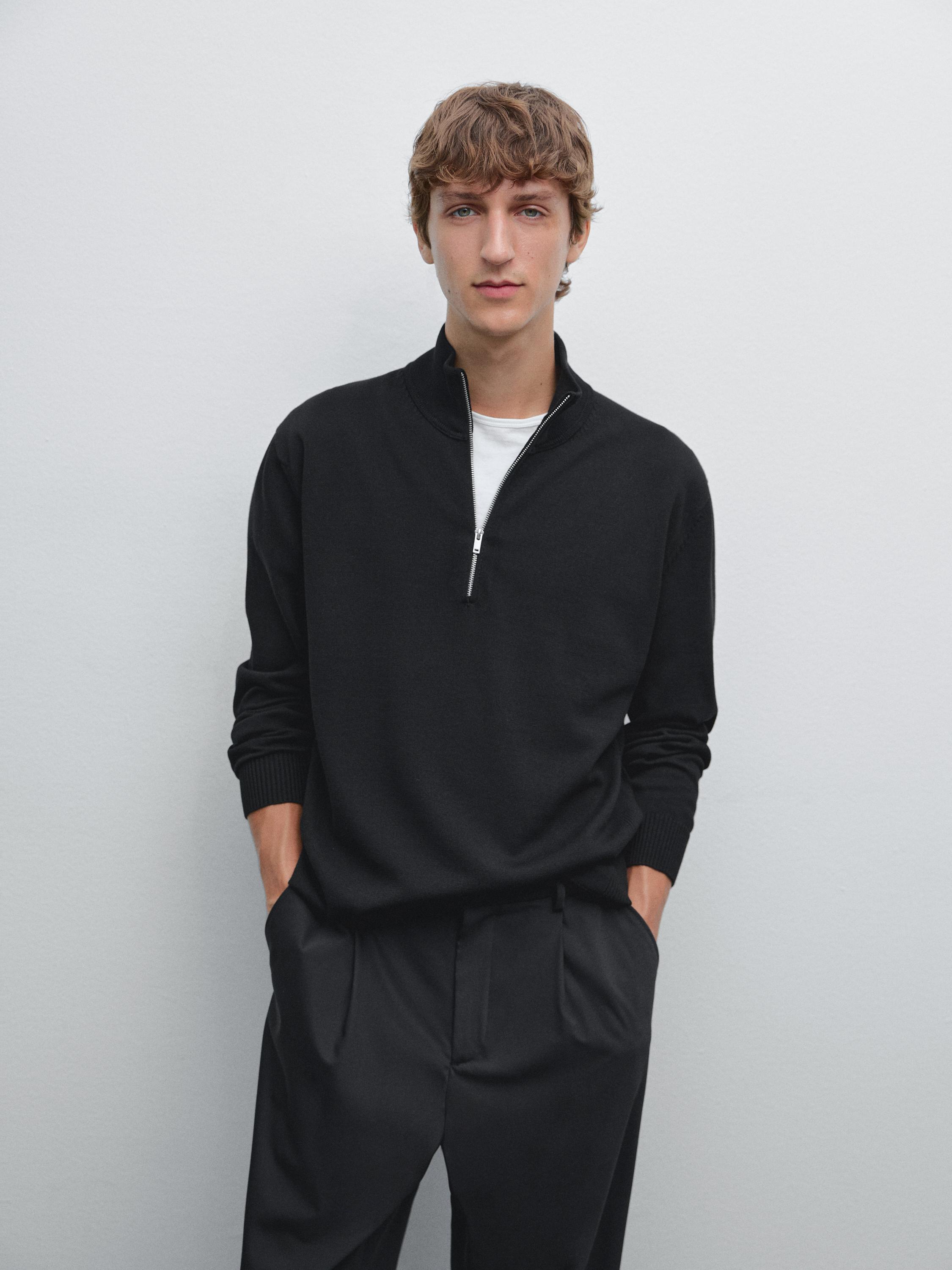 Knitted pullover mock neck zip