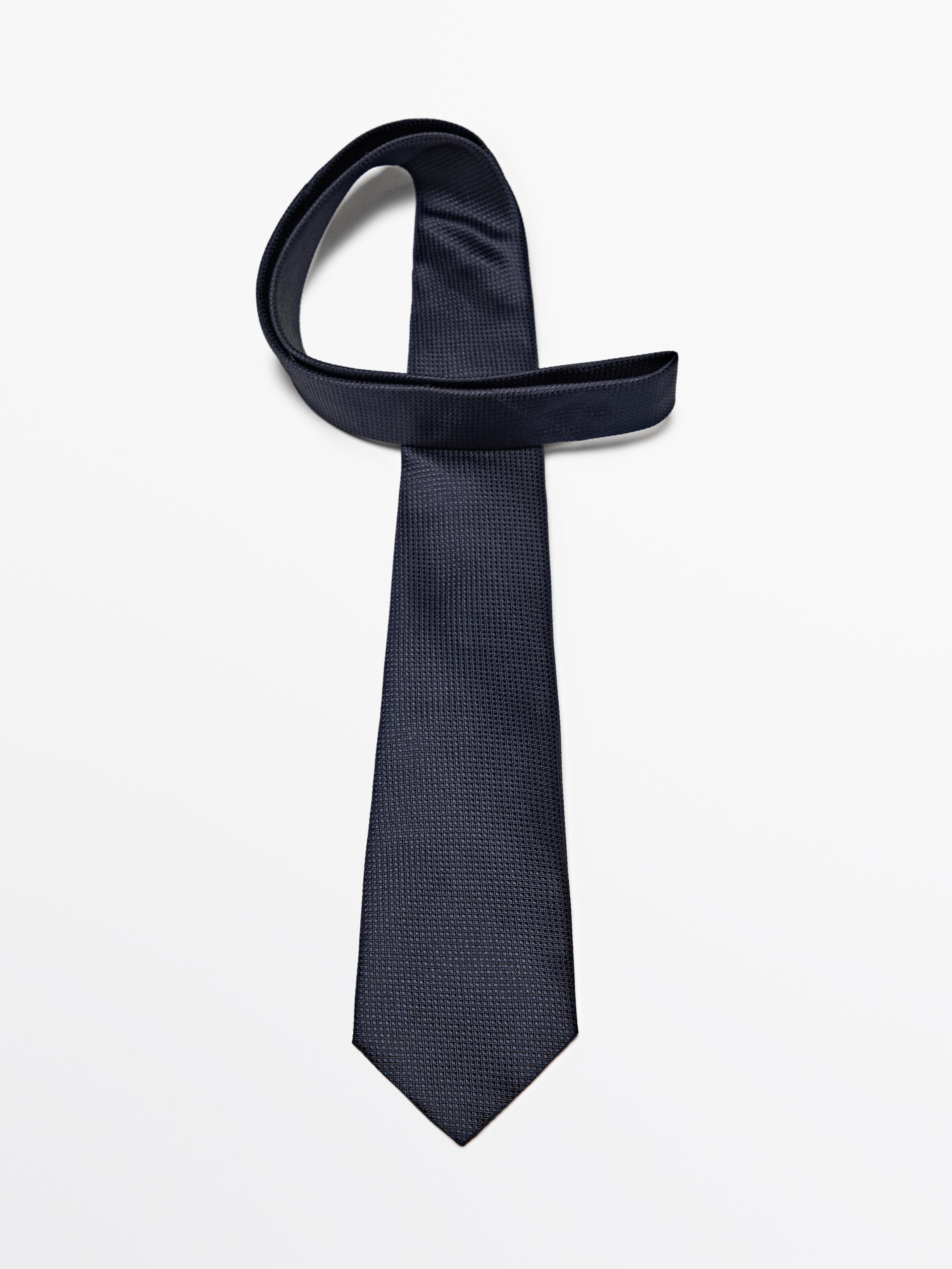 100% mulberry silk tie