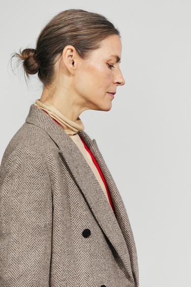 Mid-length double-breasted herringbone coat — SAND 3