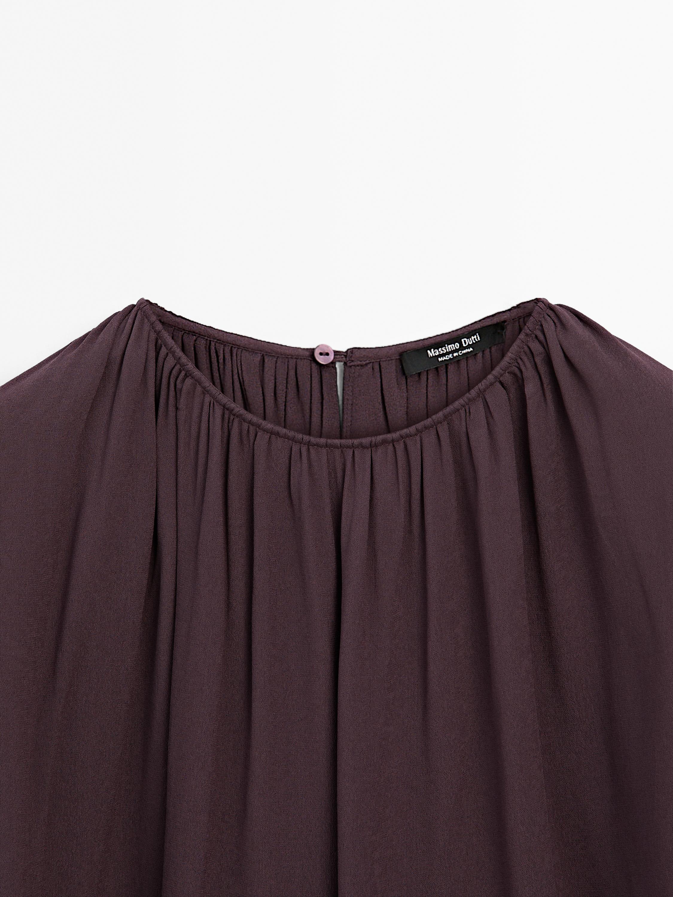 Short double-layer cape