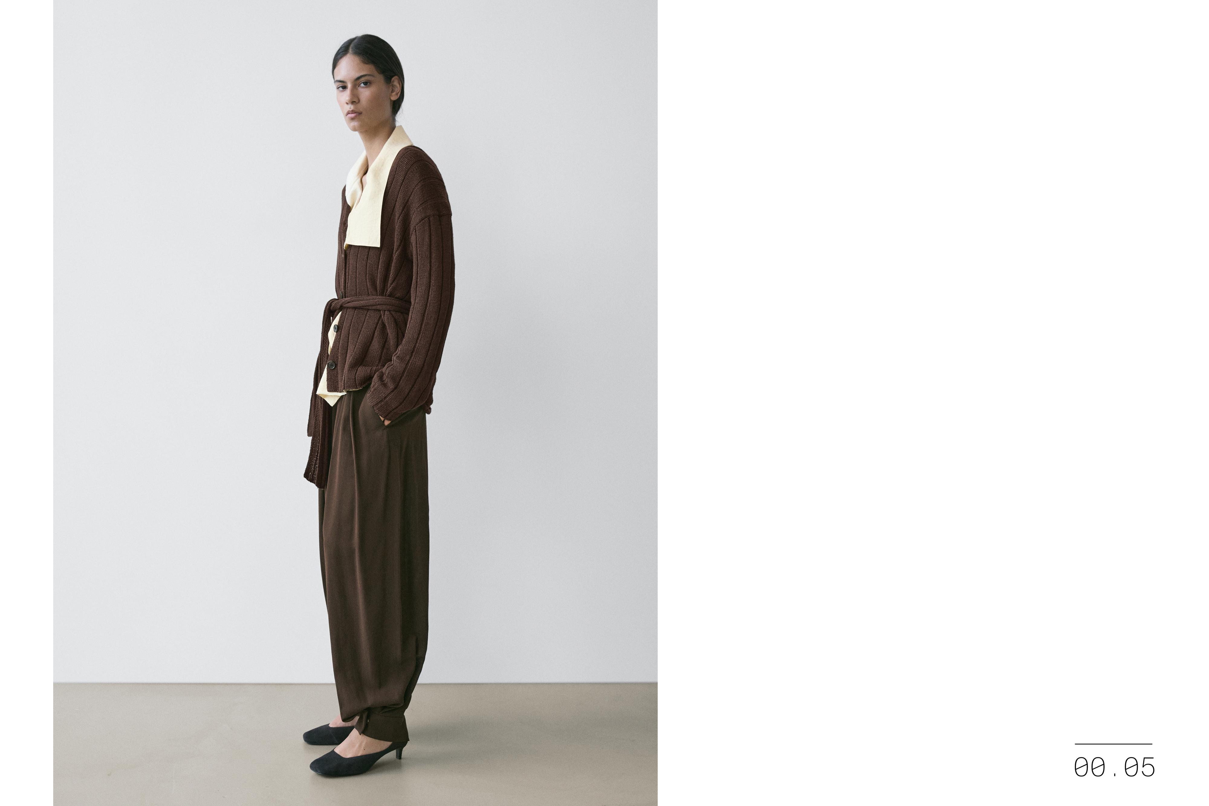 Knit cardigan with waist detail — Chocolate