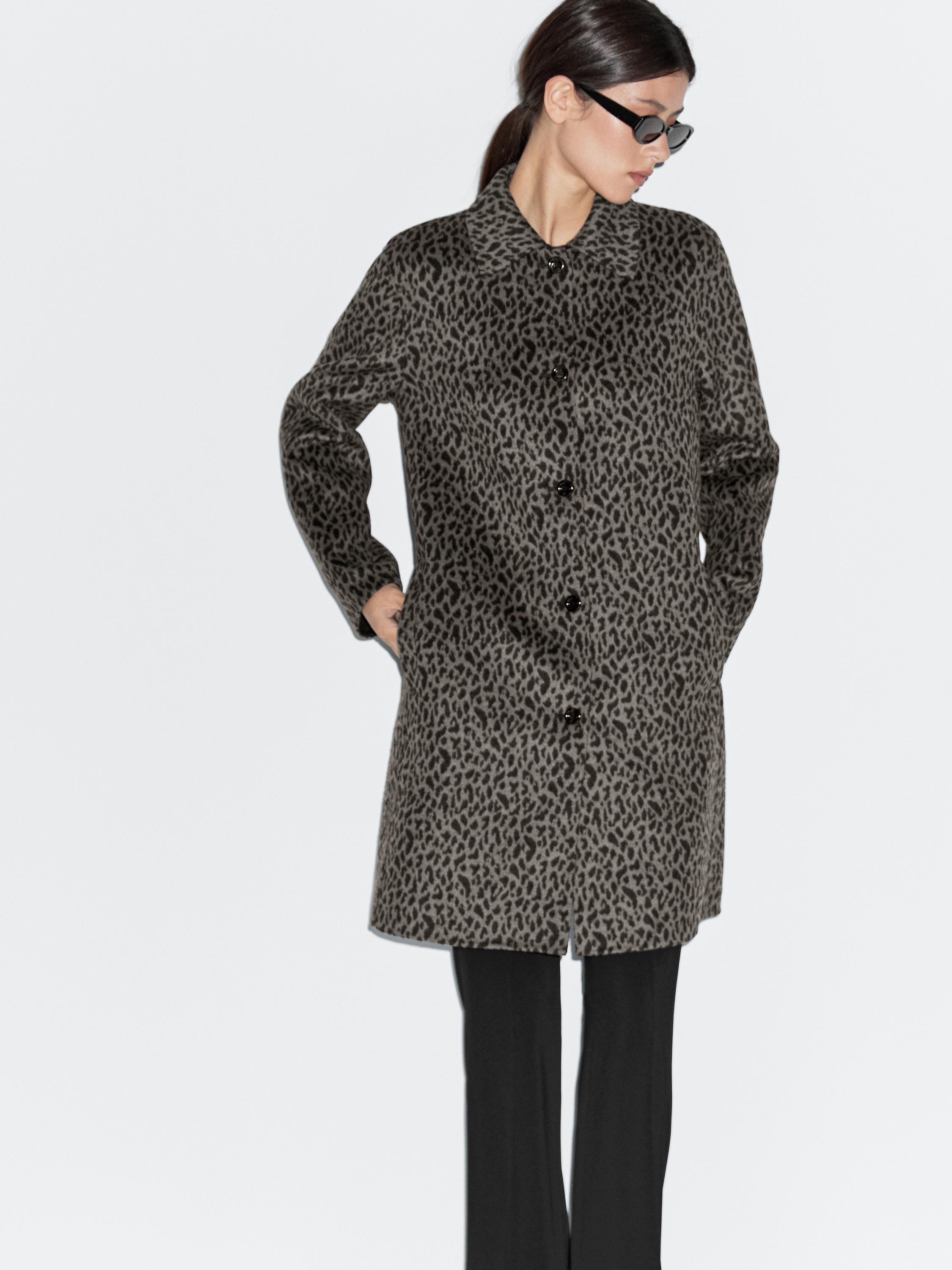 Палто с примес на вълна и щампа с животински мотиви