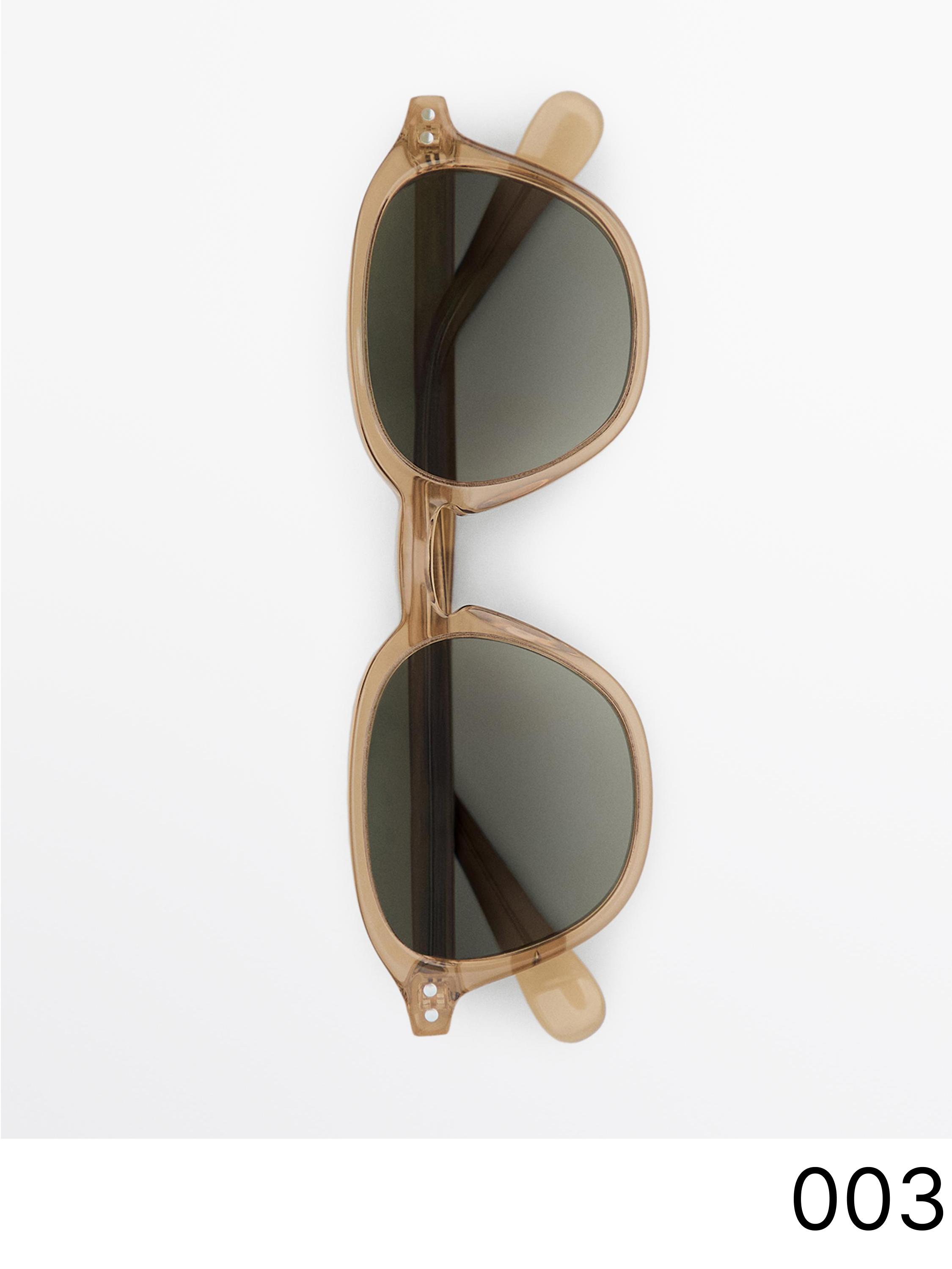 Round resin sunglasses