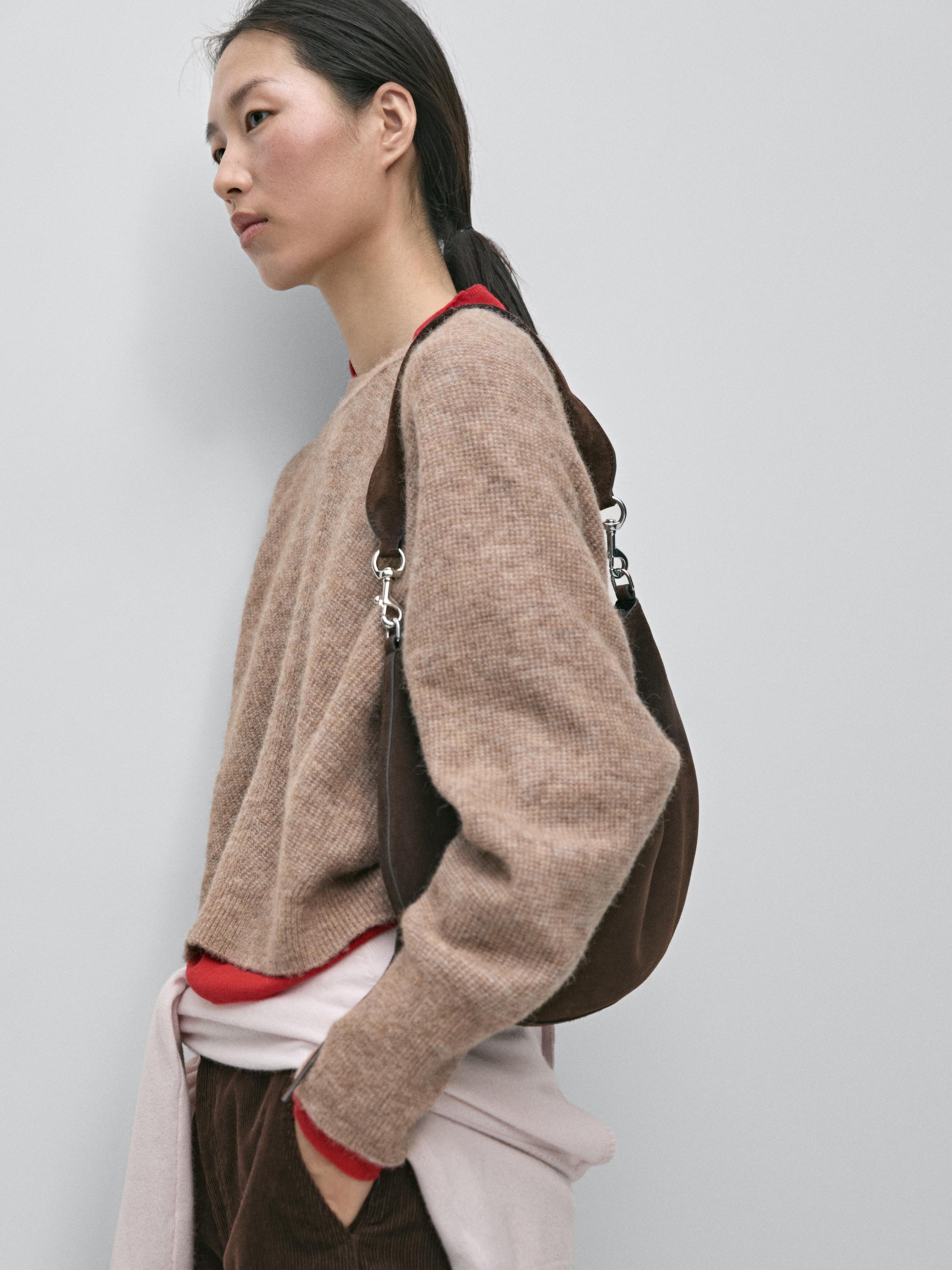 Sweter rajut leher bulat campuran wol