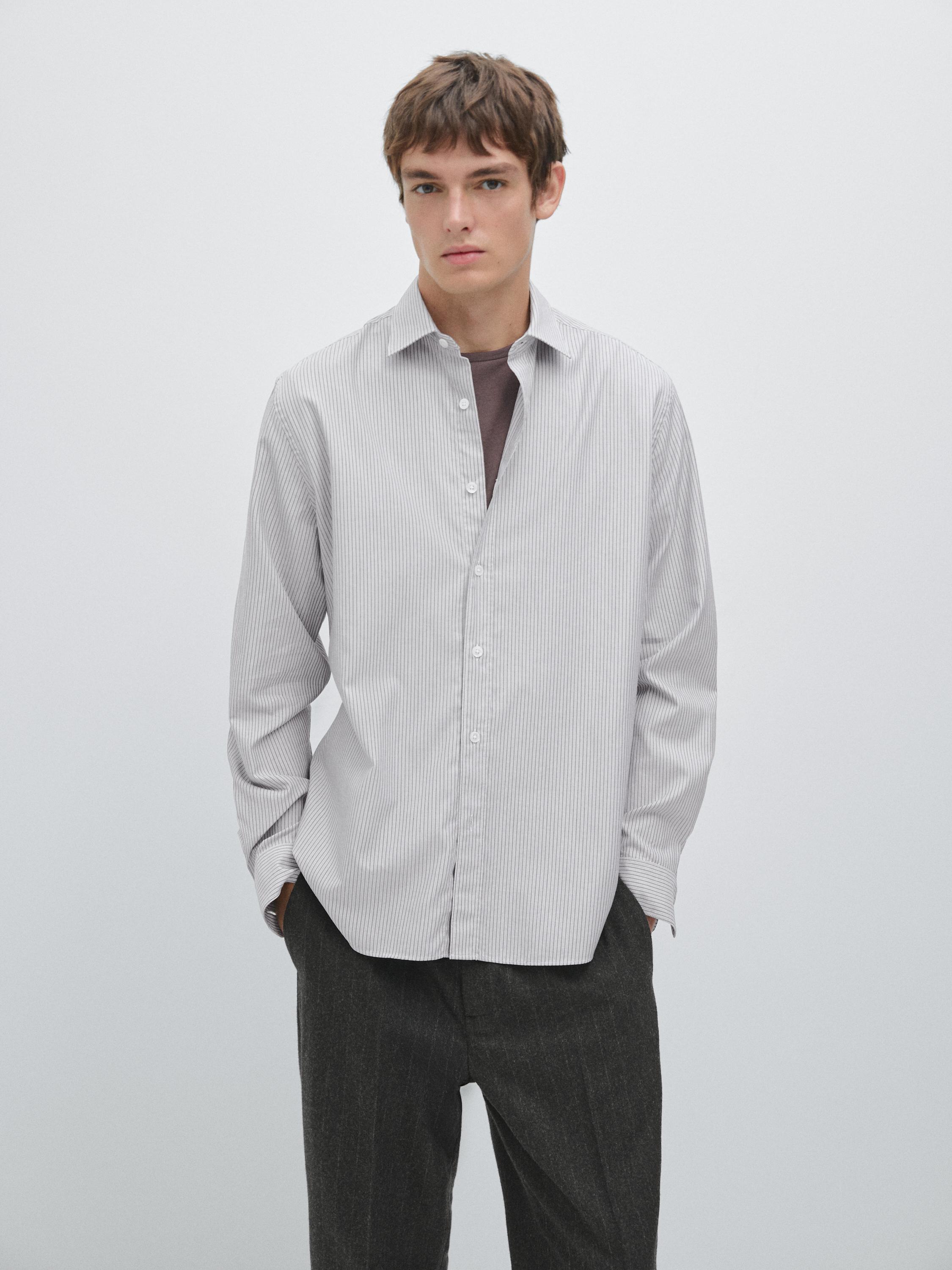 Меланжевая рубашка классического кроя в полоску