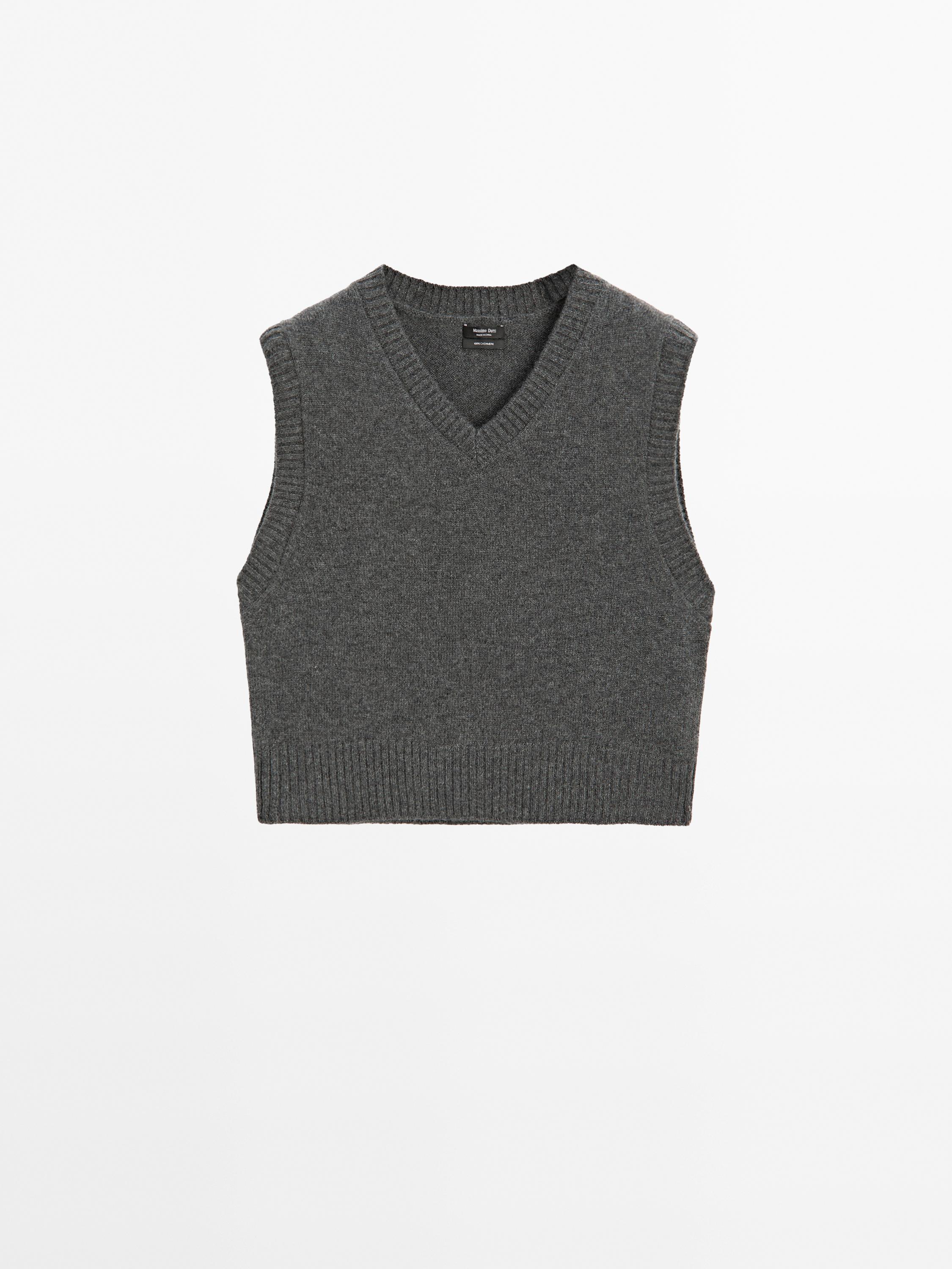 елек от 100% кашмир с шпиц деколте