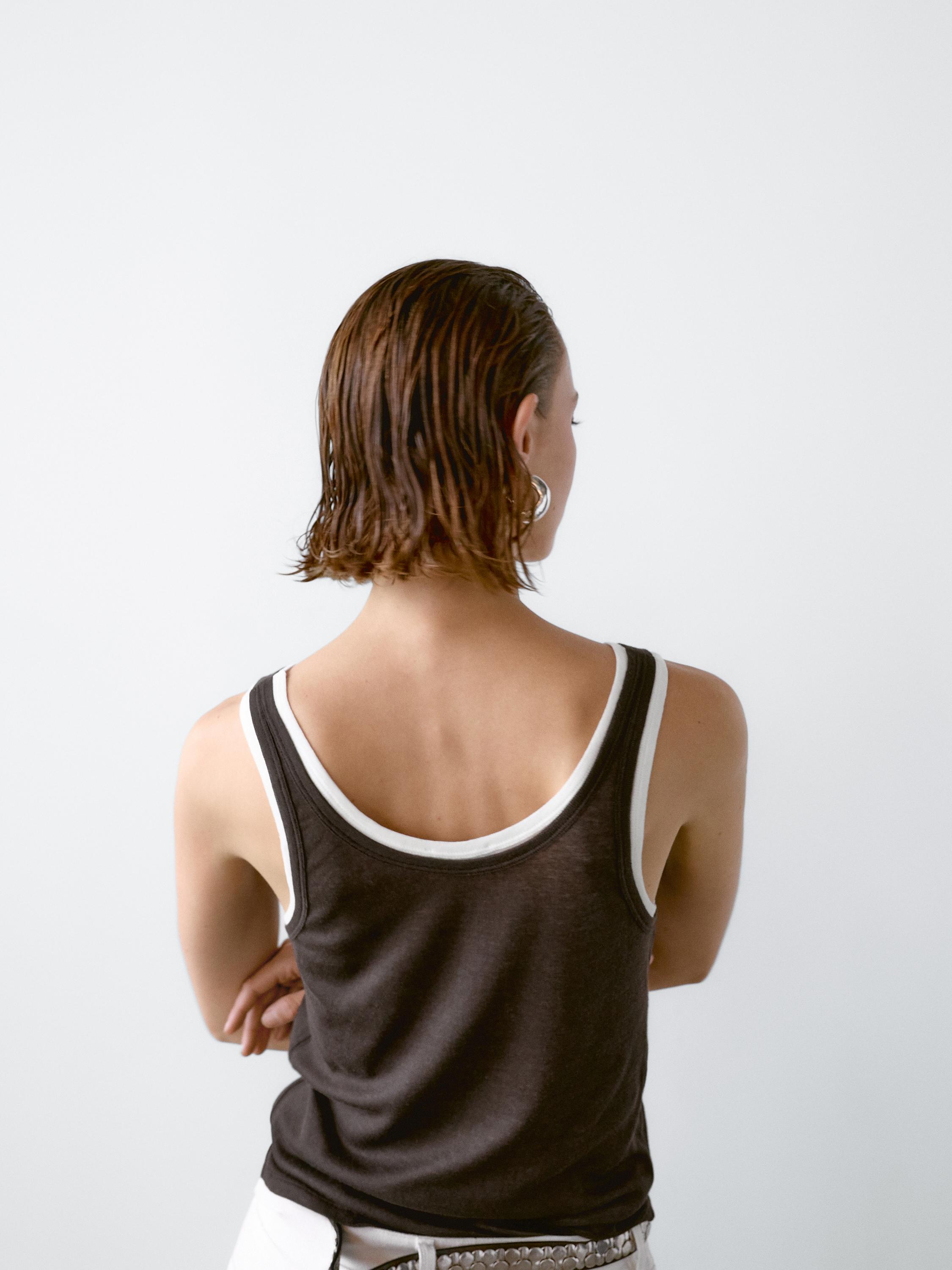 100% cotton double-strap top