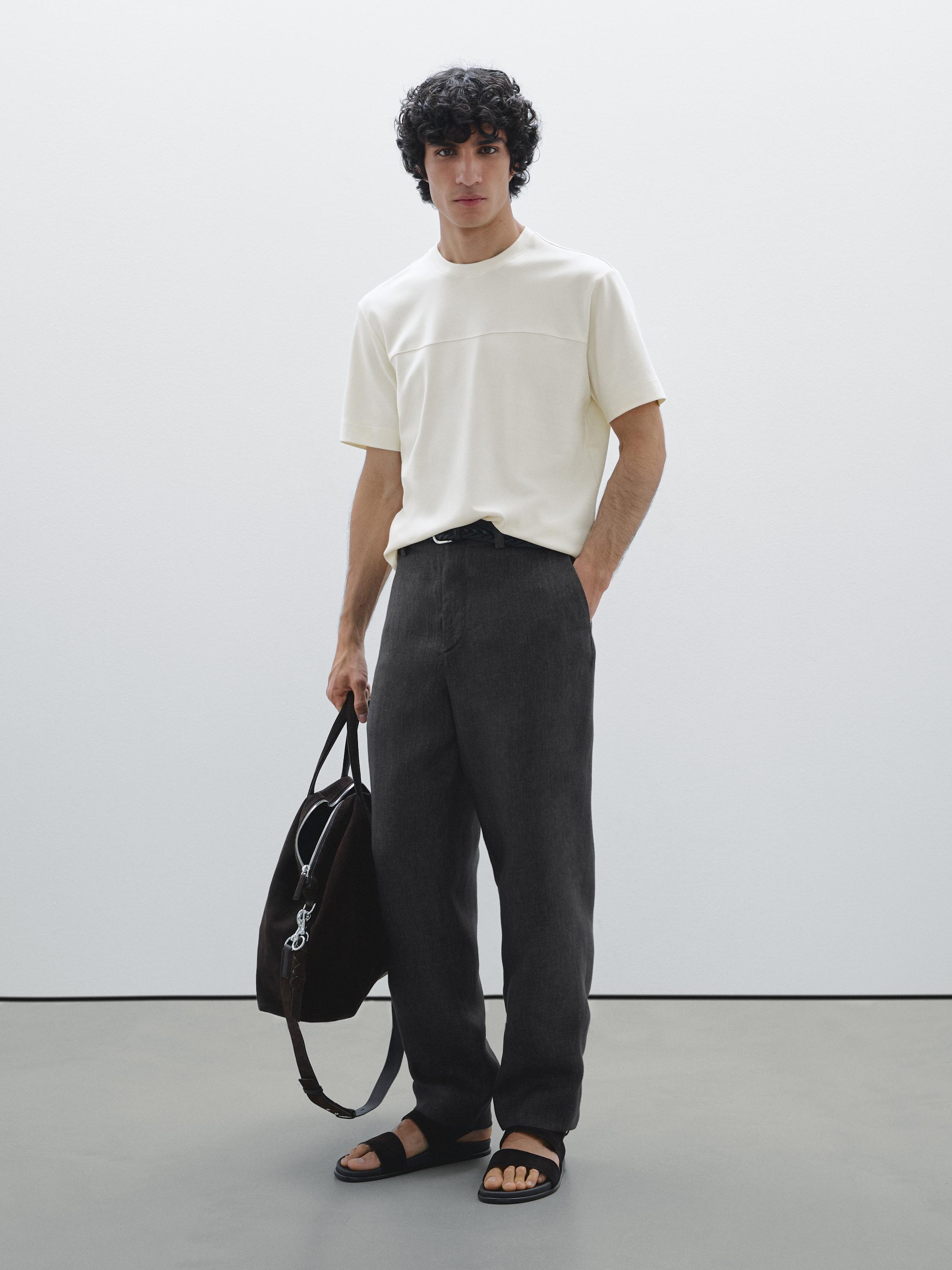 Maglietta con dettaglio di cucitura 100% cotone